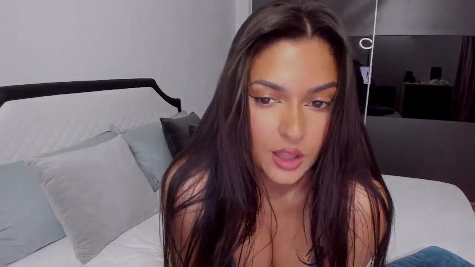 Gallery image thumbnail from AngelBaby__'s myfreecams stream on, 05/09/2024, 13:47 image 20 of 20