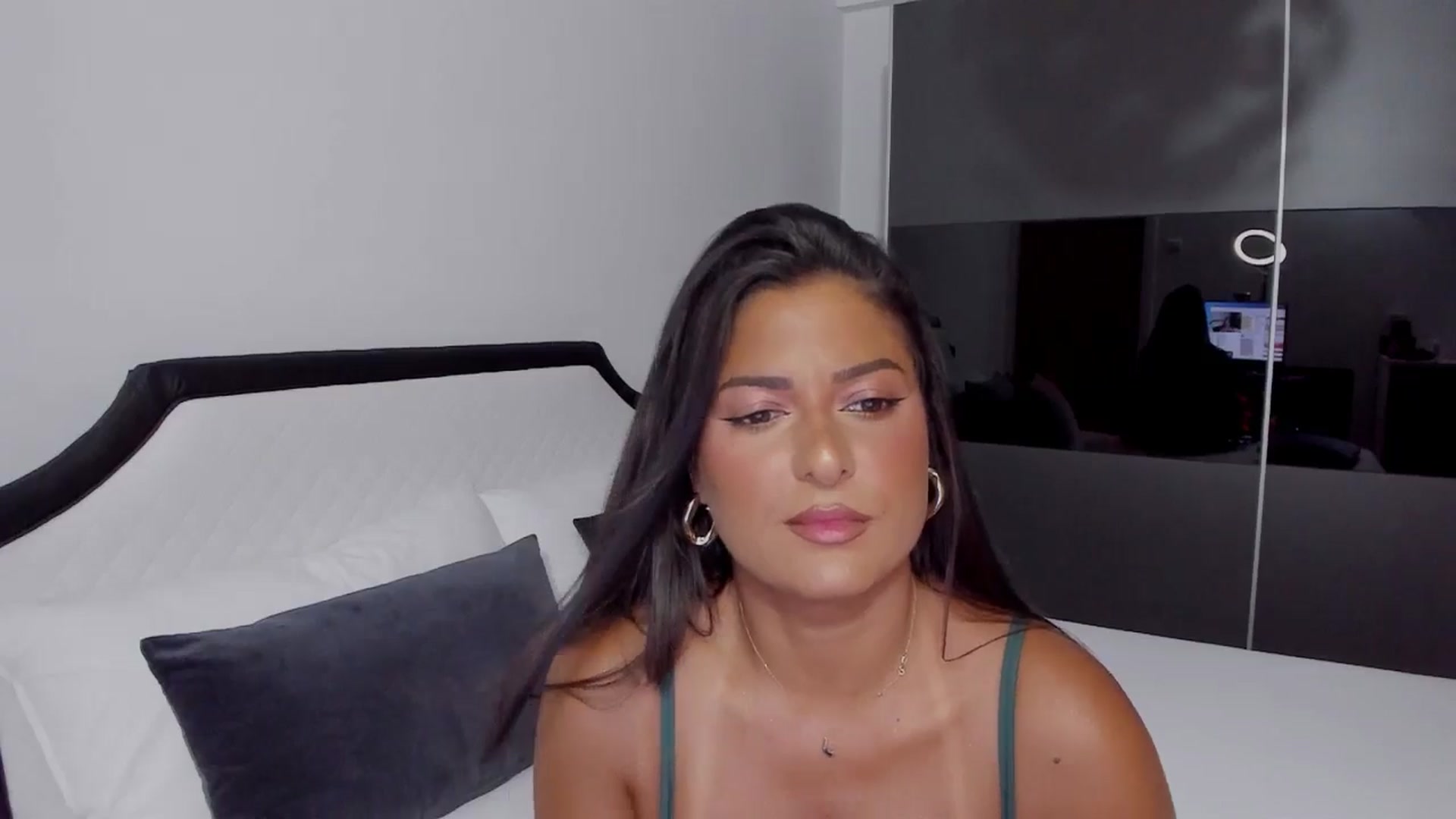 Gallery image thumbnail from AngelBaby__'s myfreecams stream on, 07/22/2024, 12:40 image 20 of 20