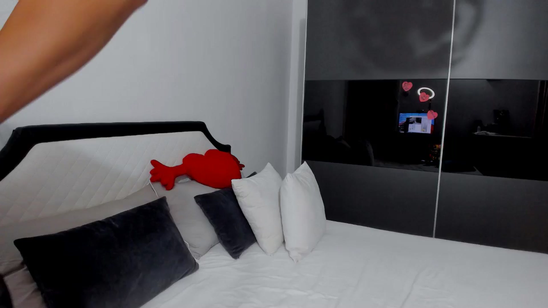 Gallery image thumbnail from AngelBaby__'s myfreecams stream on, 01/25/2025, 16:05 image 1 of 20