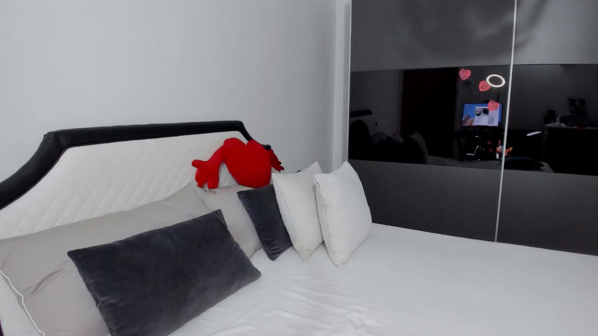 Gallery image thumbnail from AngelBaby__'s myfreecams stream on, 01/27/2025, 15:58 image 9 of 20