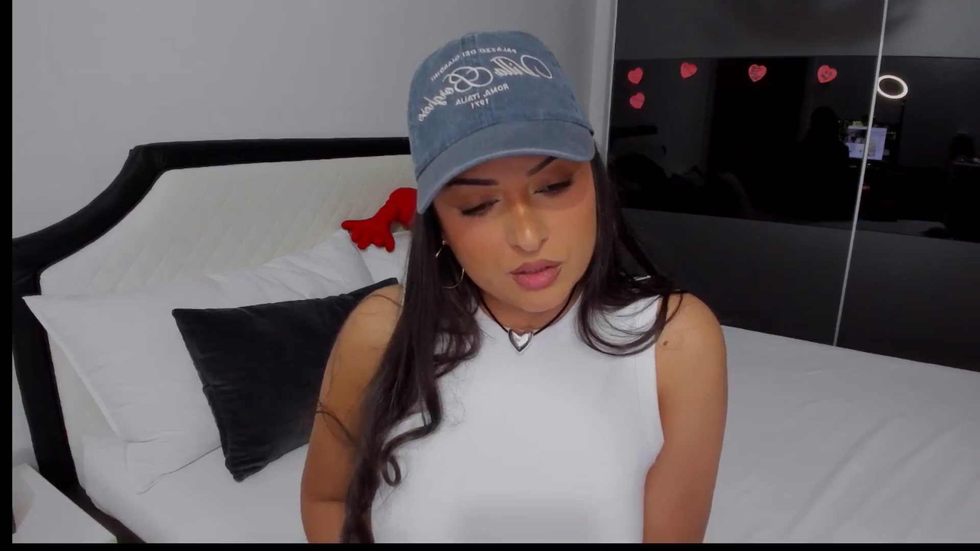 Gallery image thumbnail from AngelBaby__'s myfreecams stream on, 02/17/2025, 16:20 image 15 of 20