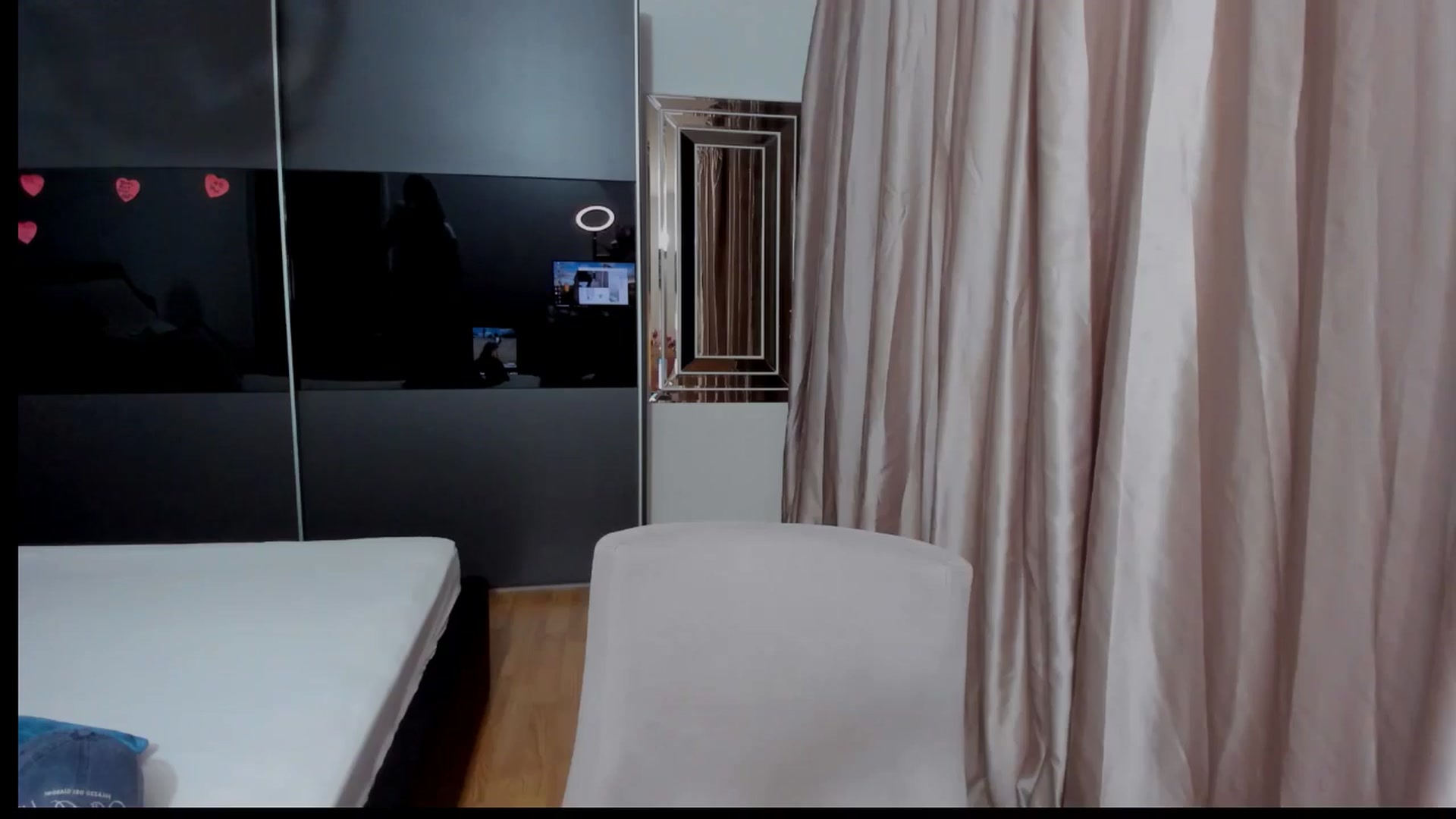Gallery image thumbnail from AngelBaby__'s myfreecams stream on, 03/01/2025, 15:54 image 13 of 20