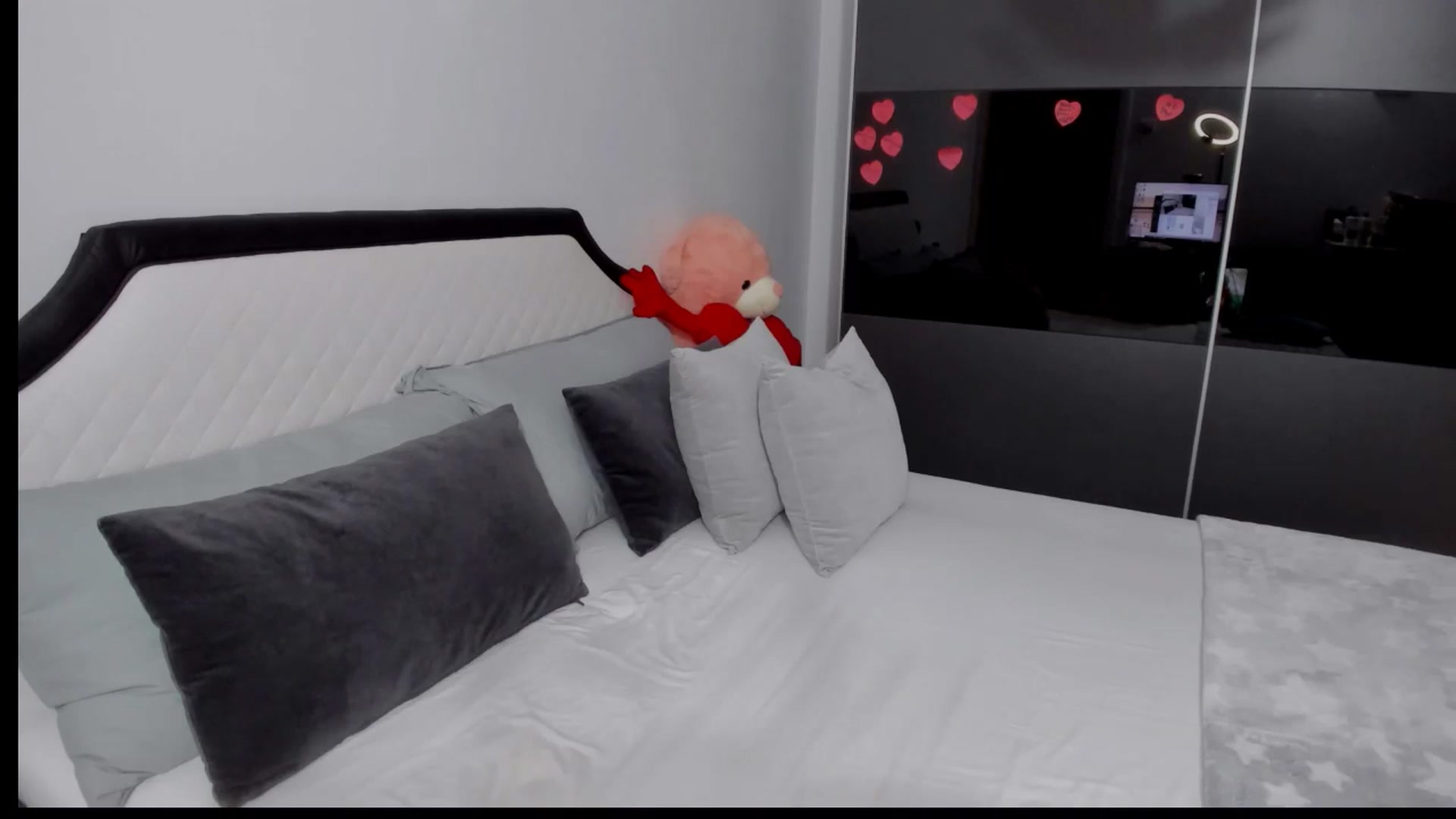 Gallery image thumbnail from AngelBaby__'s myfreecams stream on, 03/08/2025, 16:17 image 15 of 20