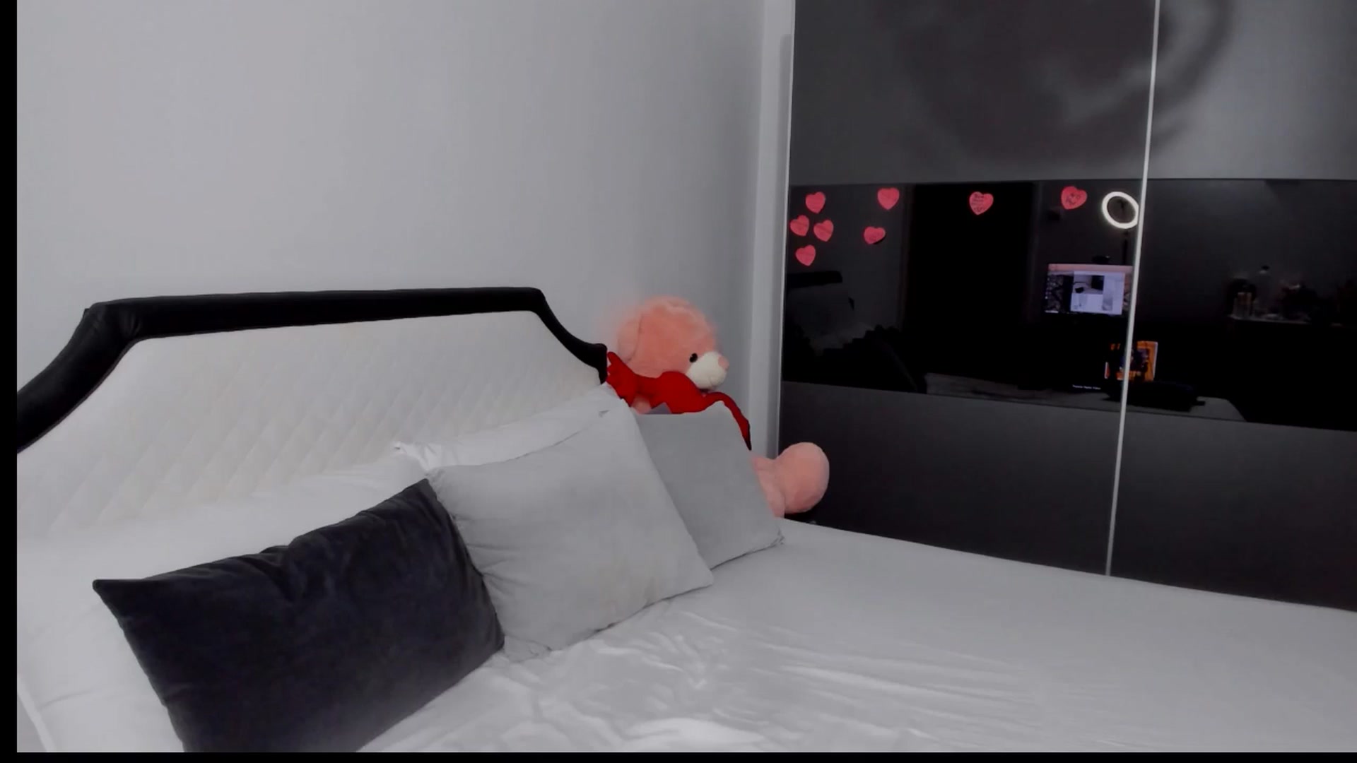 Gallery image thumbnail from AngelBaby__'s myfreecams stream on, 03/14/2025, 16:19 image 19 of 20