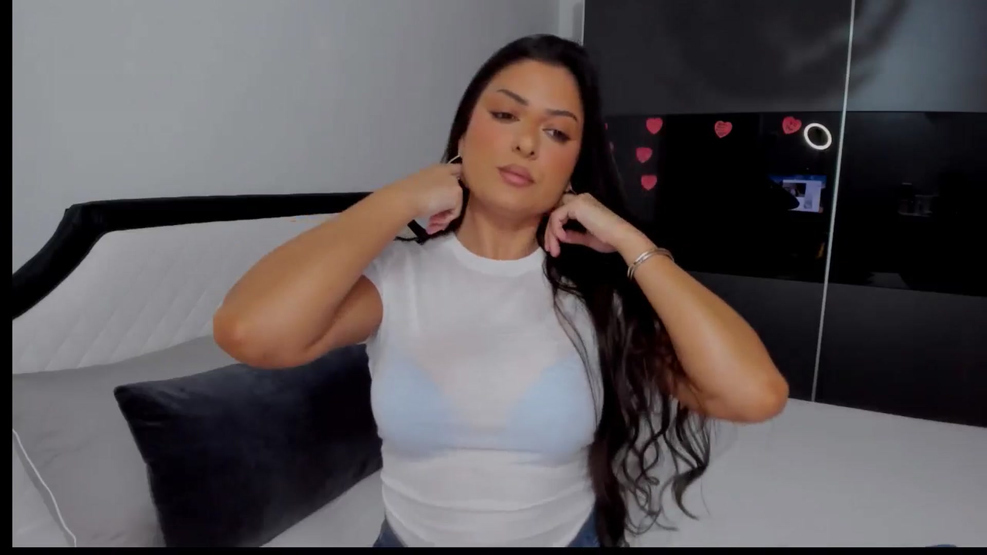 Gallery image thumbnail from AngelBaby__'s myfreecams stream on, 03/25/2025, 16:48 image 5 of 20