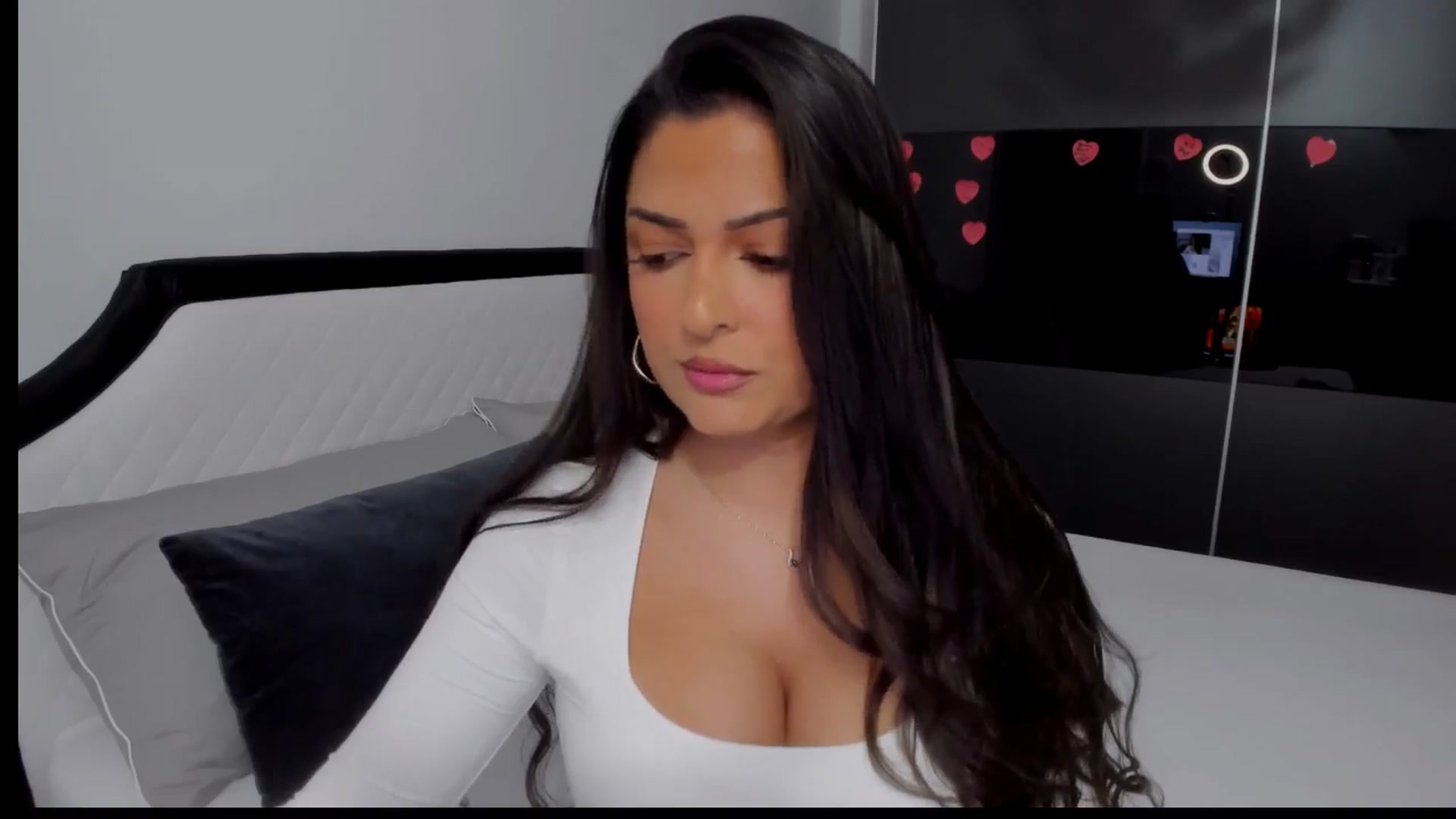 Gallery image thumbnail from AngelBaby__'s myfreecams stream on, 03/26/2025, 16:25 image 4 of 20
