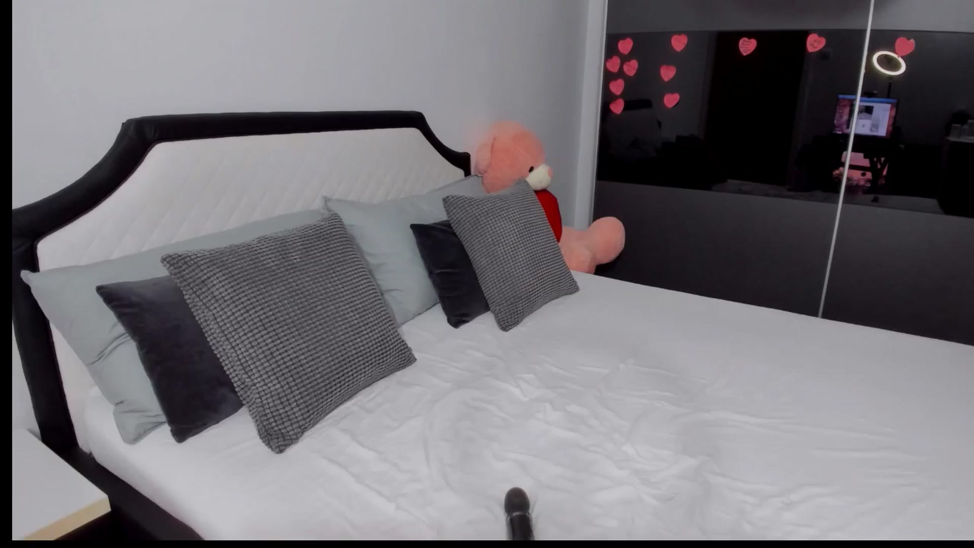 Gallery image thumbnail from AngelBaby__'s myfreecams stream on, 04/03/2025, 15:40 image 15 of 20