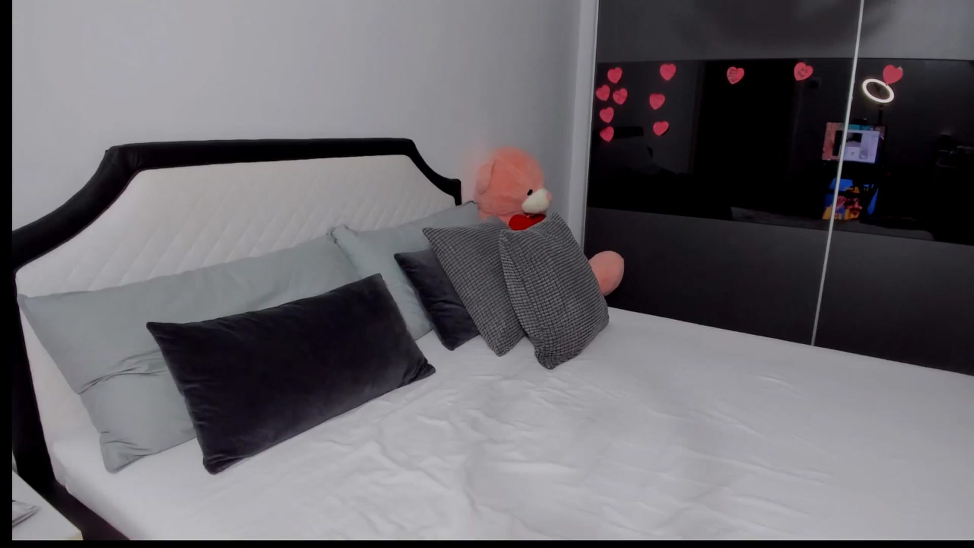 Gallery image thumbnail from AngelBaby__'s myfreecams stream on, 04/06/2025, 17:43 image 10 of 20