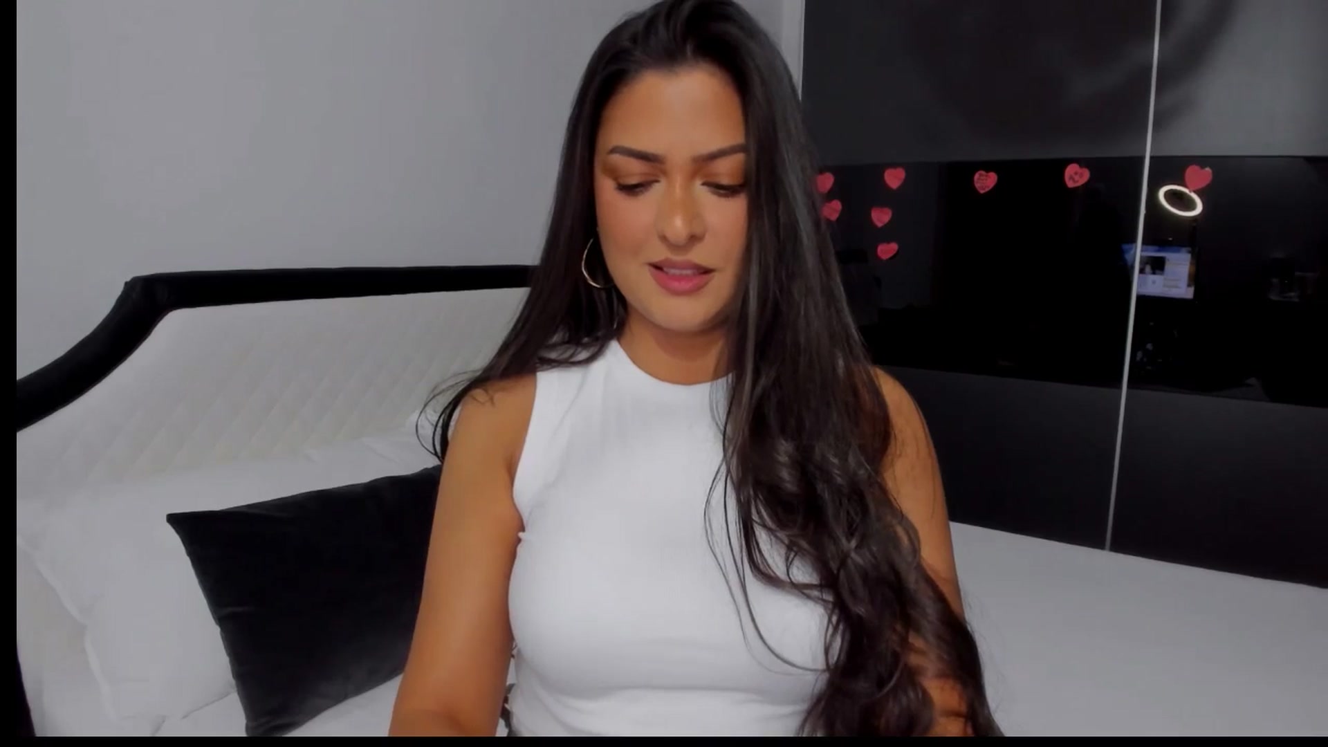 Gallery image thumbnail from AngelBaby__'s myfreecams stream on, 04/10/2025, 13:26 image 19 of 20