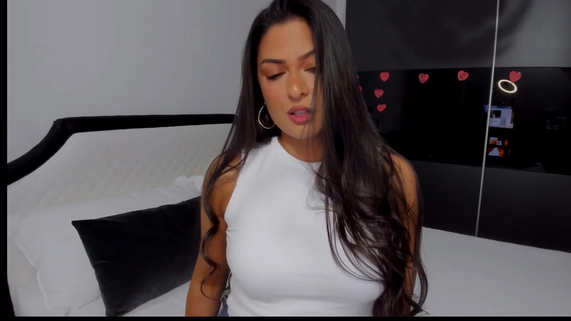 Gallery image thumbnail from AngelBaby__'s myfreecams stream on, 04/10/2025, 13:26 image 20 of 20