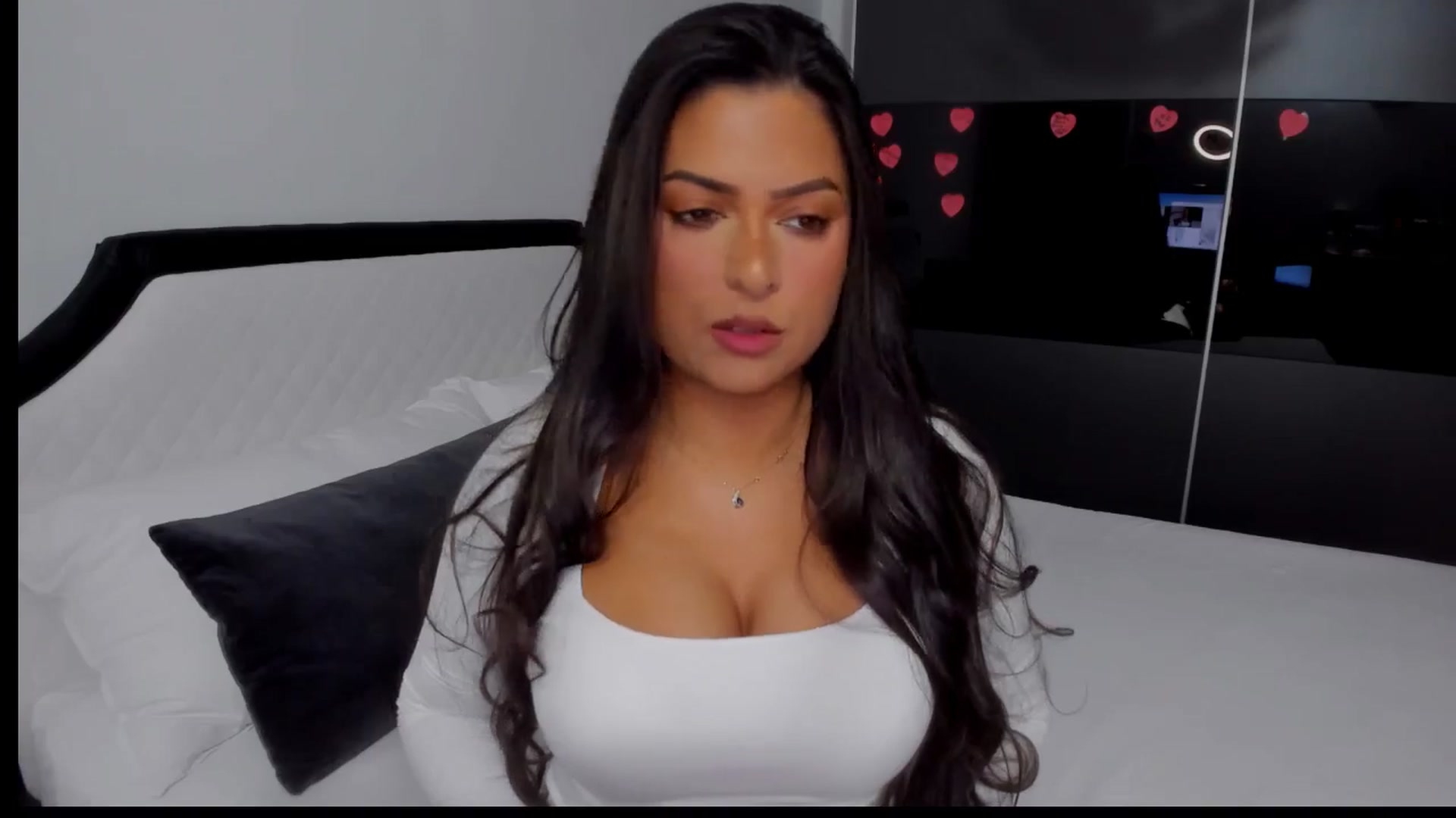 Gallery image thumbnail from AngelBaby__'s myfreecams stream on, 04/15/2025, 12:33 image 4 of 20
