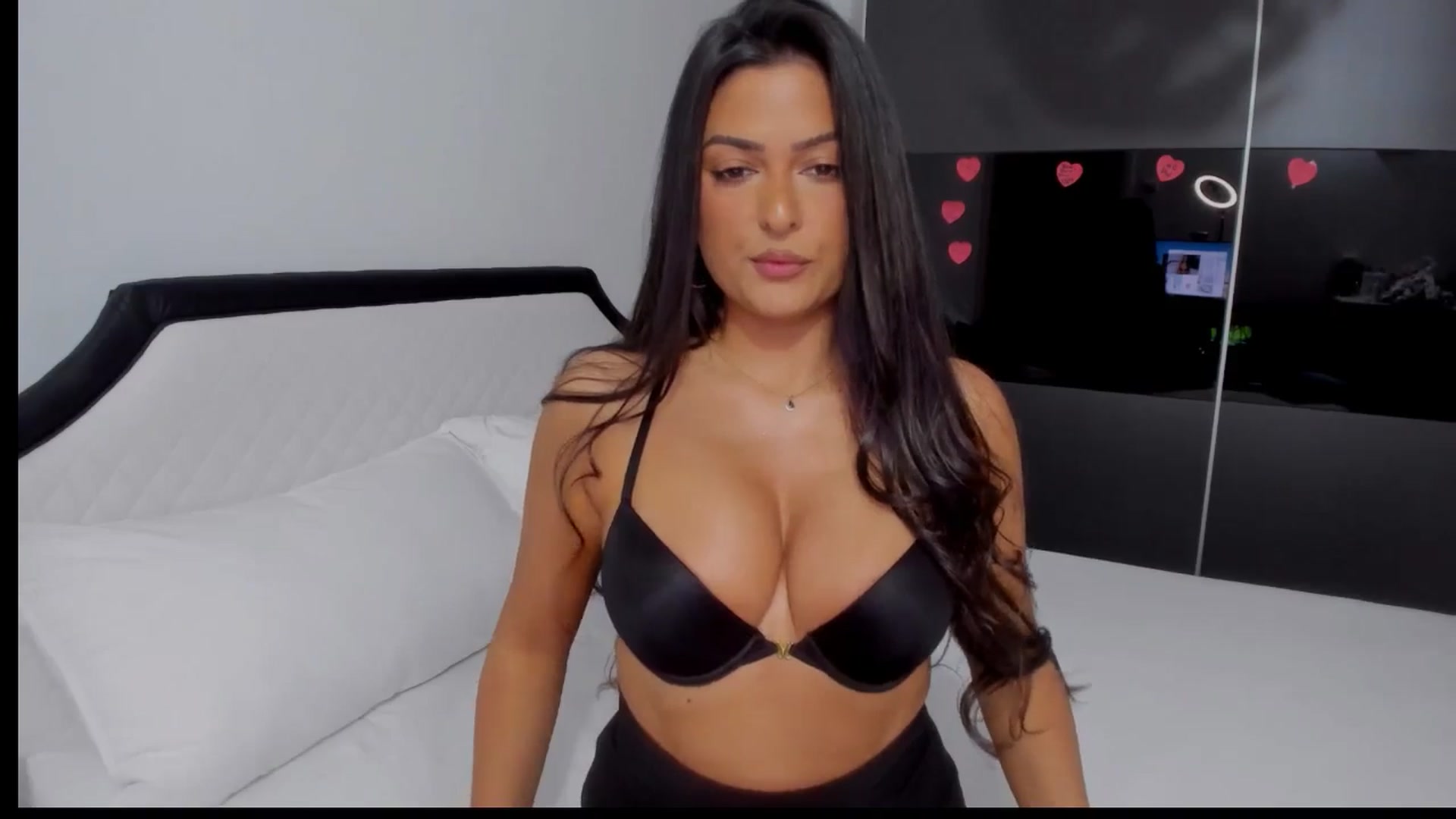 Gallery image thumbnail from AngelBaby__'s myfreecams stream on, 04/26/2025, 15:09 image 15 of 20