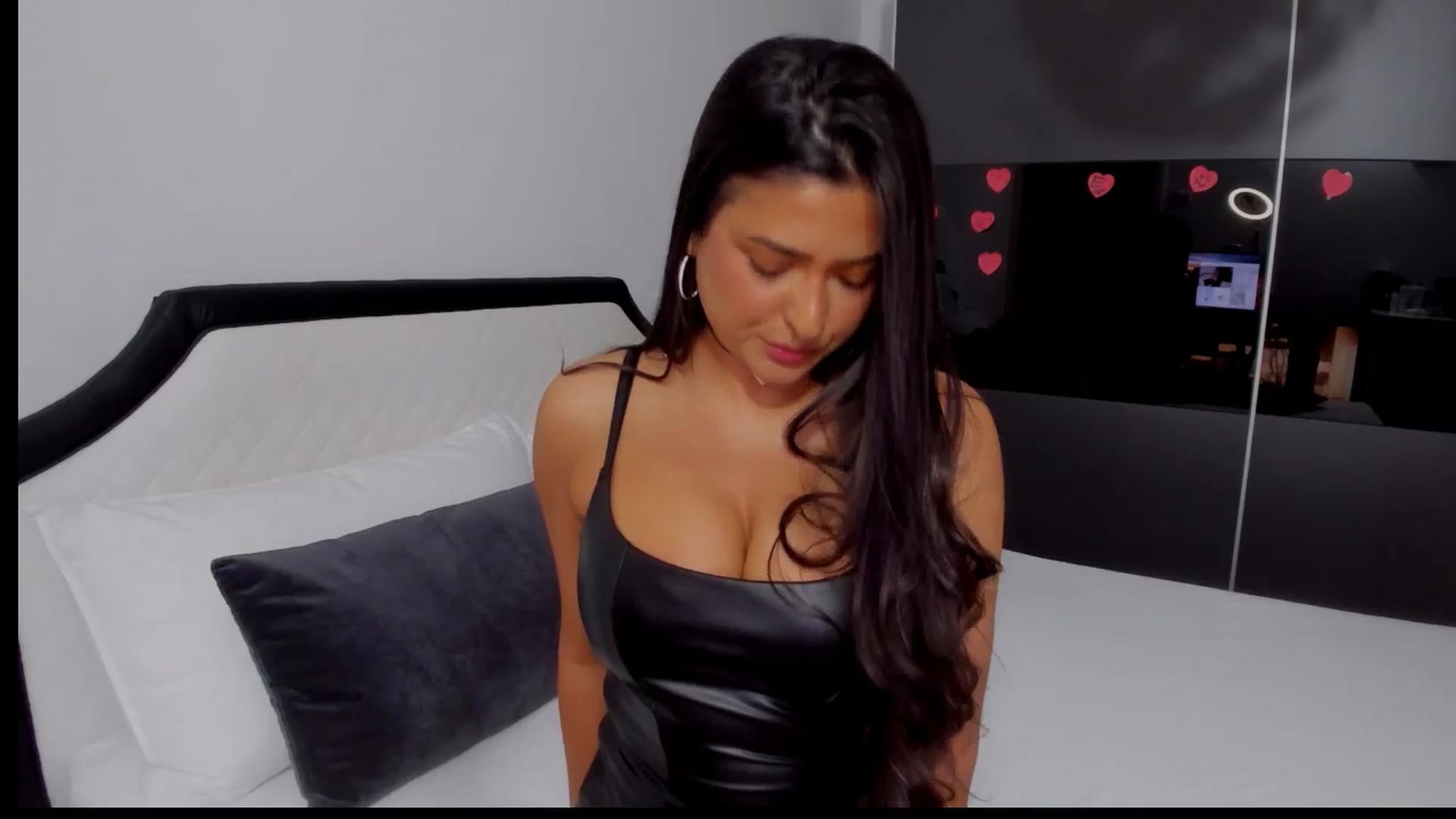 Gallery image thumbnail from AngelBaby__'s myfreecams stream on, 05/03/2025, 14:54 image 5 of 20