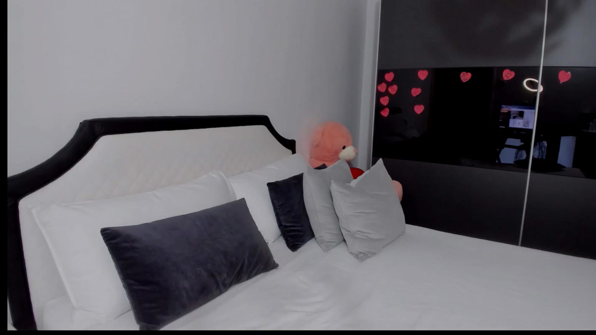 Gallery image thumbnail from AngelBaby__'s myfreecams stream on, 05/03/2025, 16:25 image 2 of 20