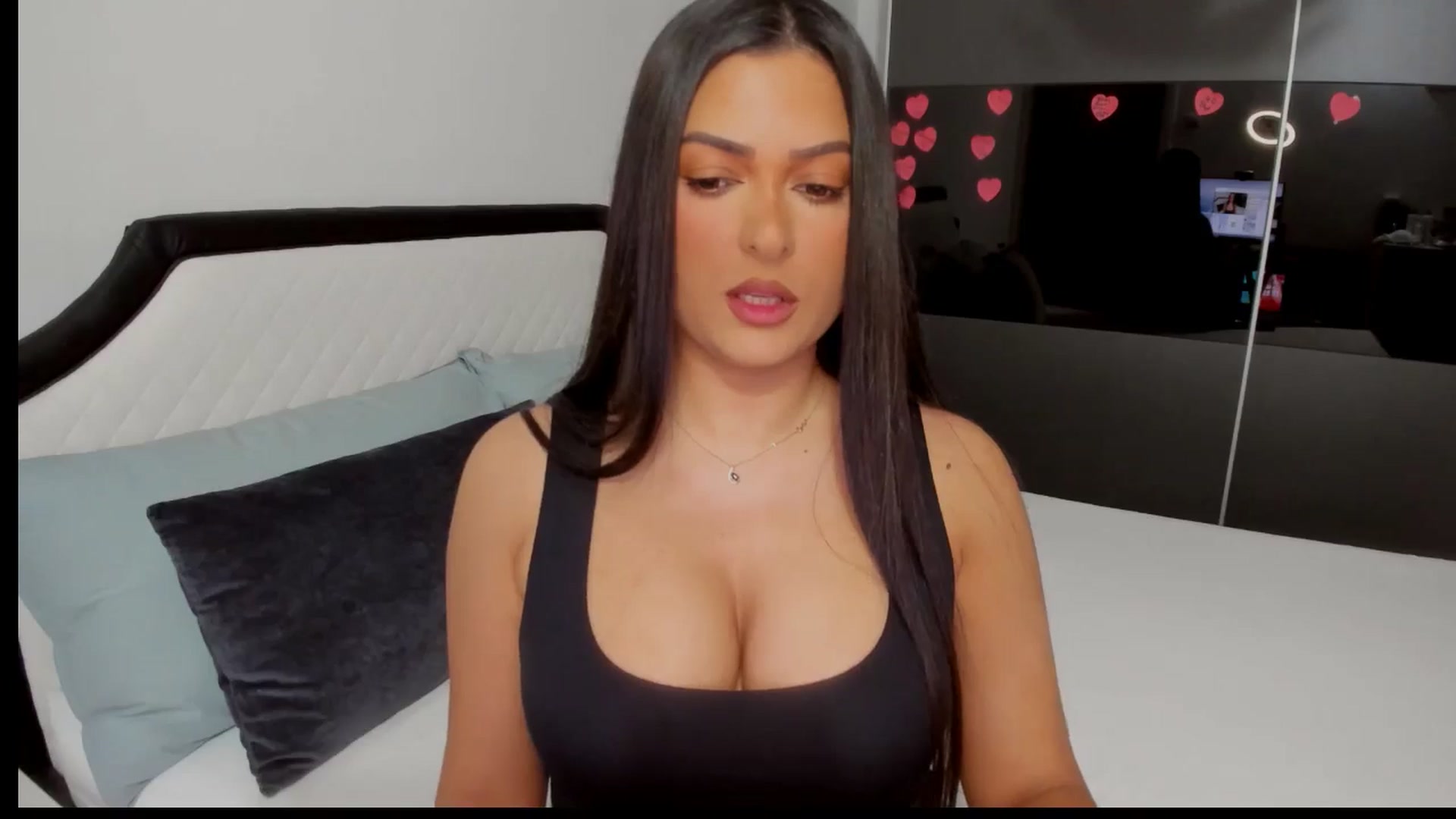 Gallery image thumbnail from AngelBaby__'s myfreecams stream on, 05/13/2025, 15:16 image 2 of 20