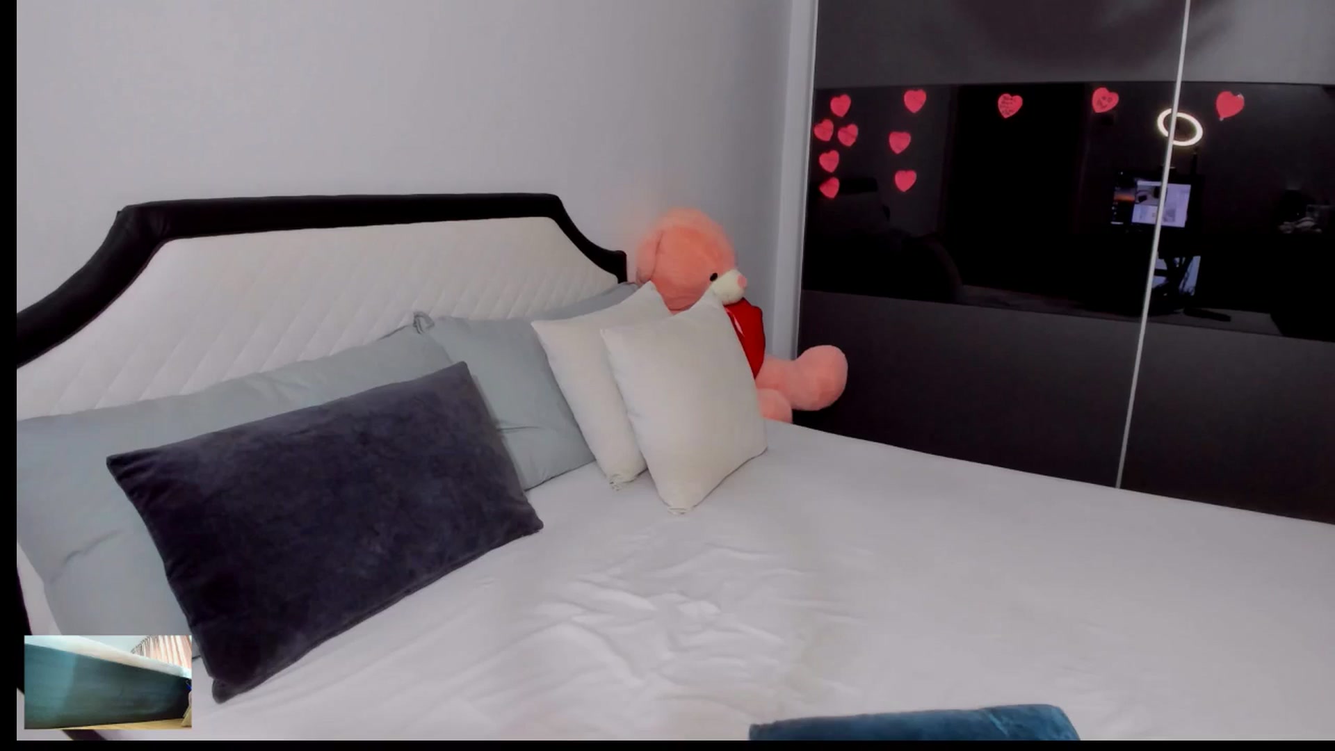 Gallery image thumbnail from AngelBaby__'s myfreecams stream on, 05/16/2025, 18:02 image 3 of 20