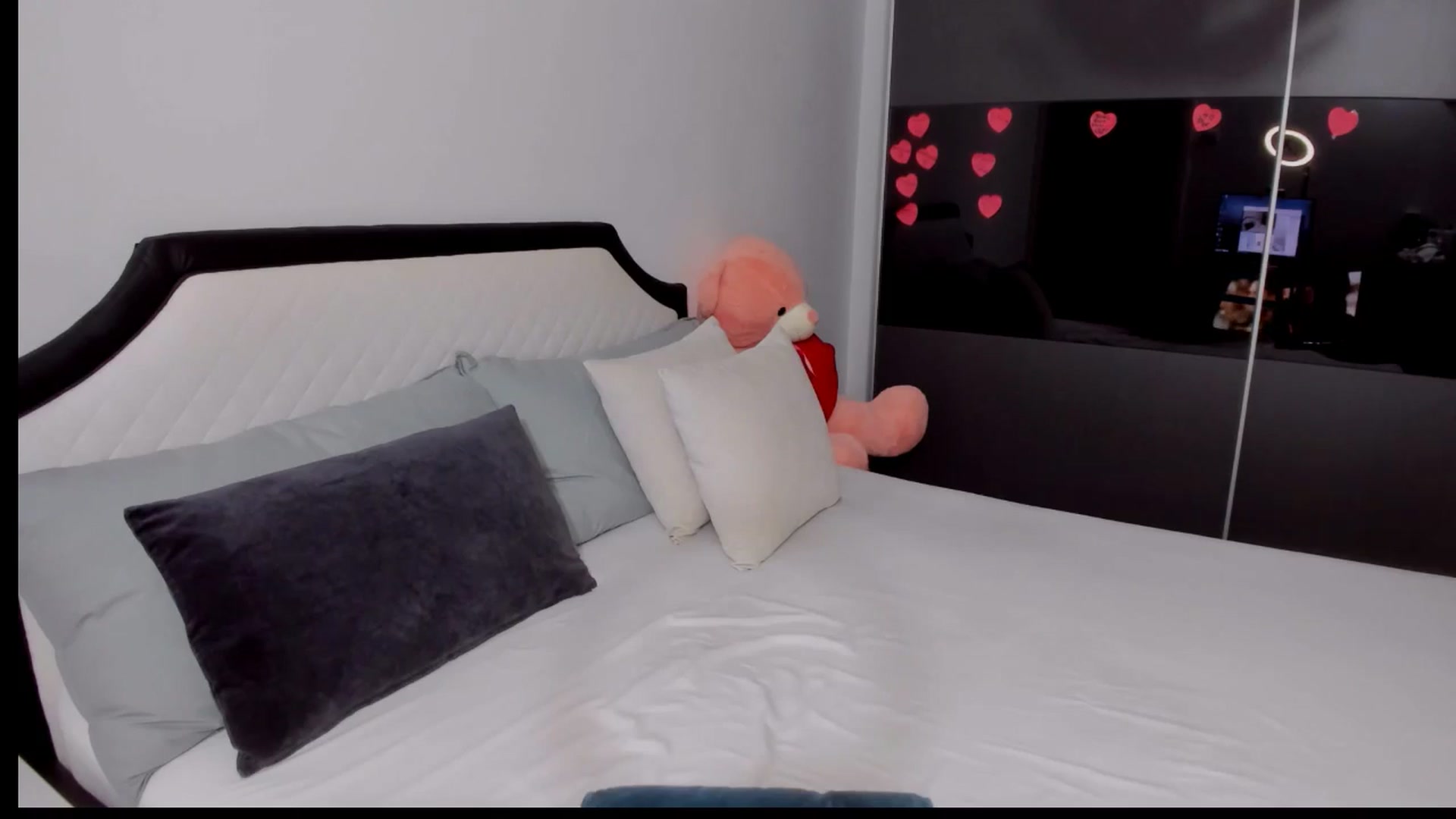 Gallery image thumbnail from AngelBaby__'s myfreecams stream on, 05/16/2025, 18:02 image 10 of 20