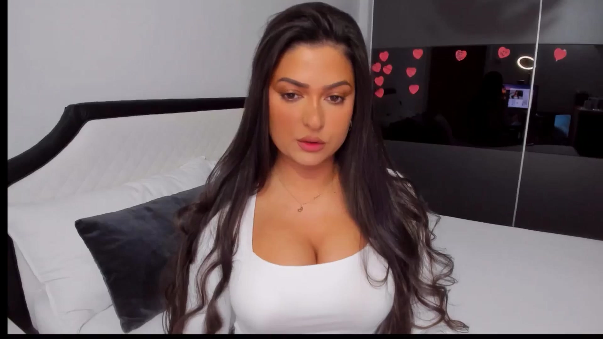 Gallery image thumbnail from AngelBaby__'s myfreecams stream on, 05/21/2025, 12:49 image 3 of 20