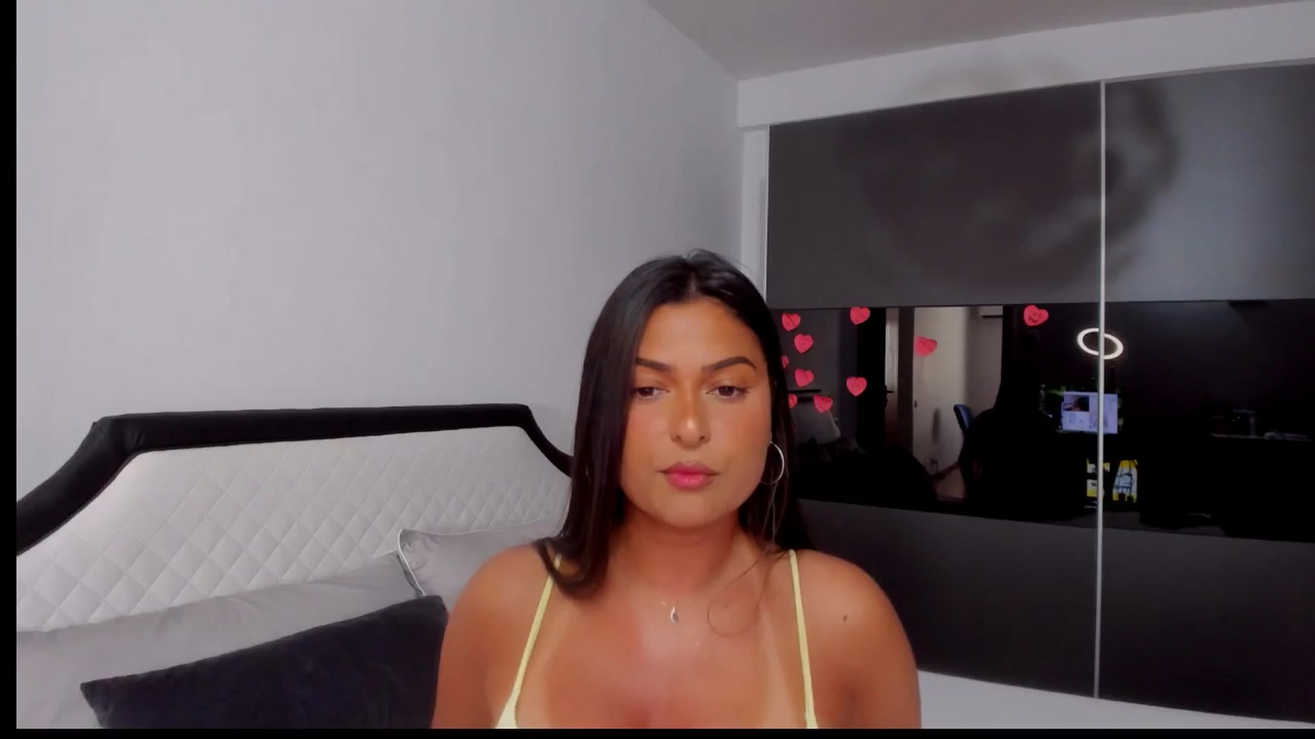 Gallery image thumbnail from AngelBaby__'s myfreecams stream on, 06/06/2025, 14:16 image 13 of 20