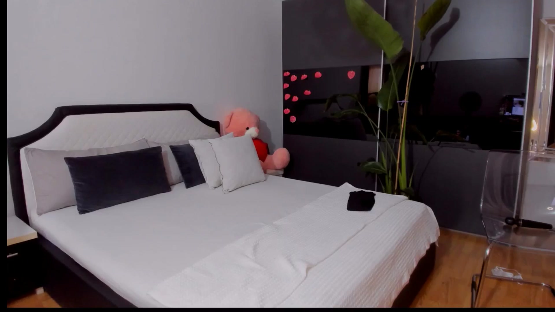 Gallery image thumbnail from AngelBaby__'s myfreecams stream on, 06/27/2025, 15:53 image 19 of 20