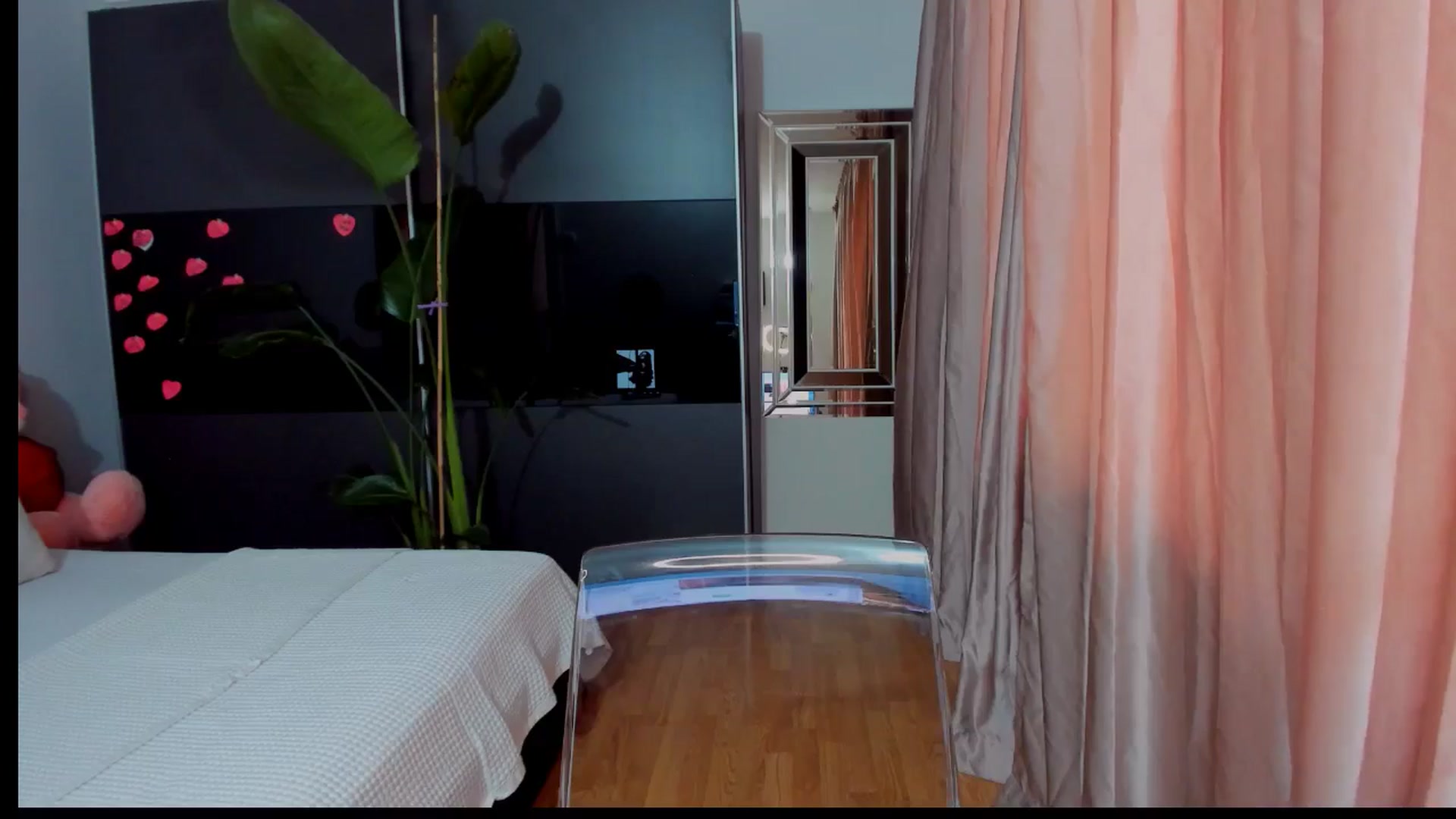 Gallery image thumbnail from AngelBaby__'s myfreecams stream on, 07/12/2025, 12:29 image 12 of 20