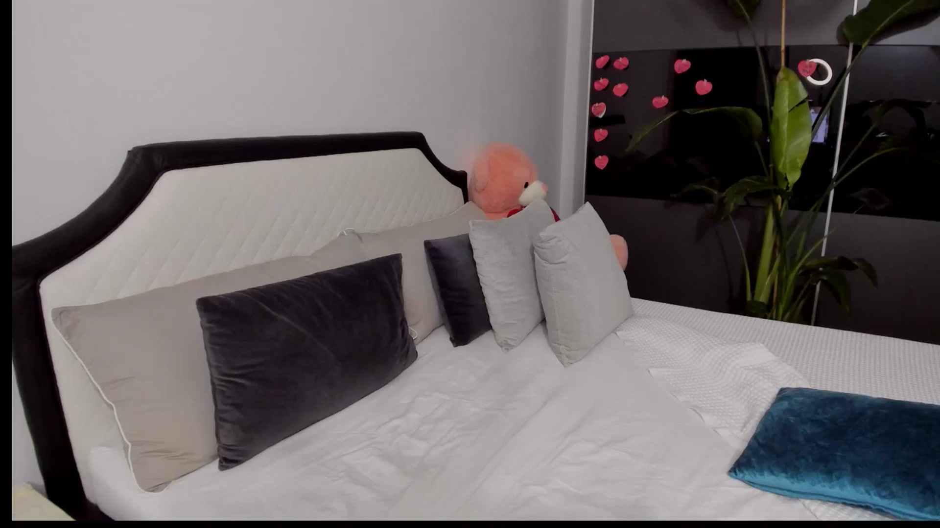 Gallery image thumbnail from AngelBaby__'s myfreecams stream on, 09/20/2025, 16:03 image 9 of 20