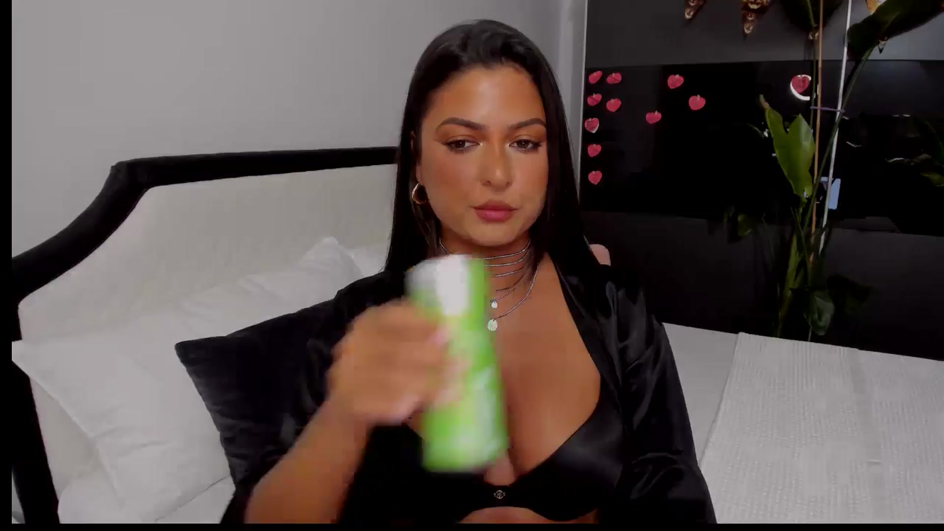 Gallery image thumbnail from AngelBaby__'s myfreecams stream on, 10/01/2025, 13:29 image 12 of 20
