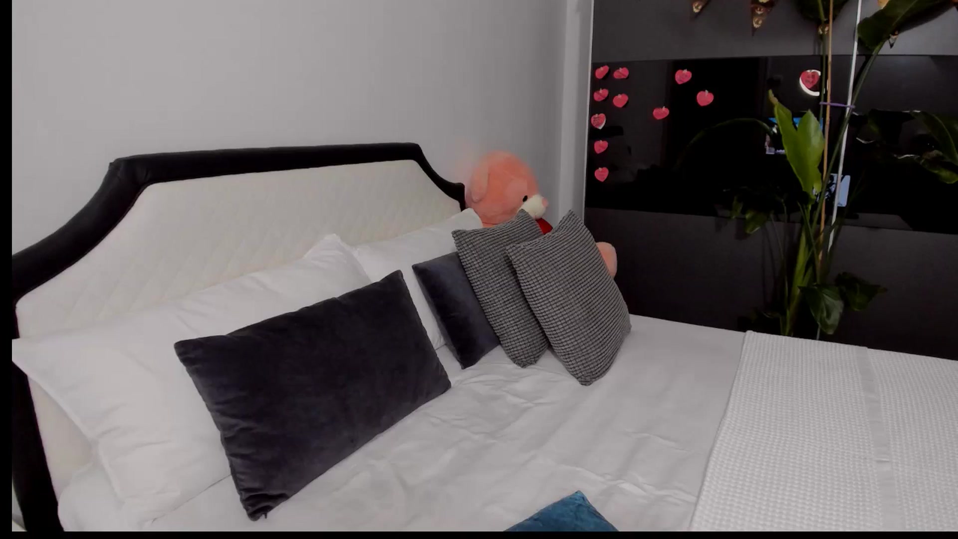 Gallery image thumbnail from AngelBaby__'s myfreecams stream on, 10/01/2025, 13:29 image 6 of 20