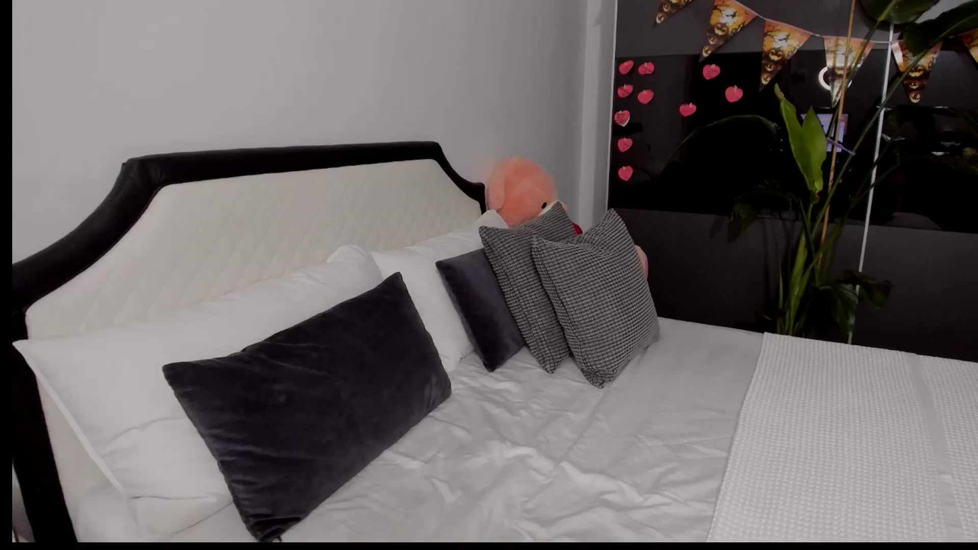 Gallery image thumbnail from AngelBaby__'s myfreecams stream on, 10/08/2025, 16:51 image 15 of 20