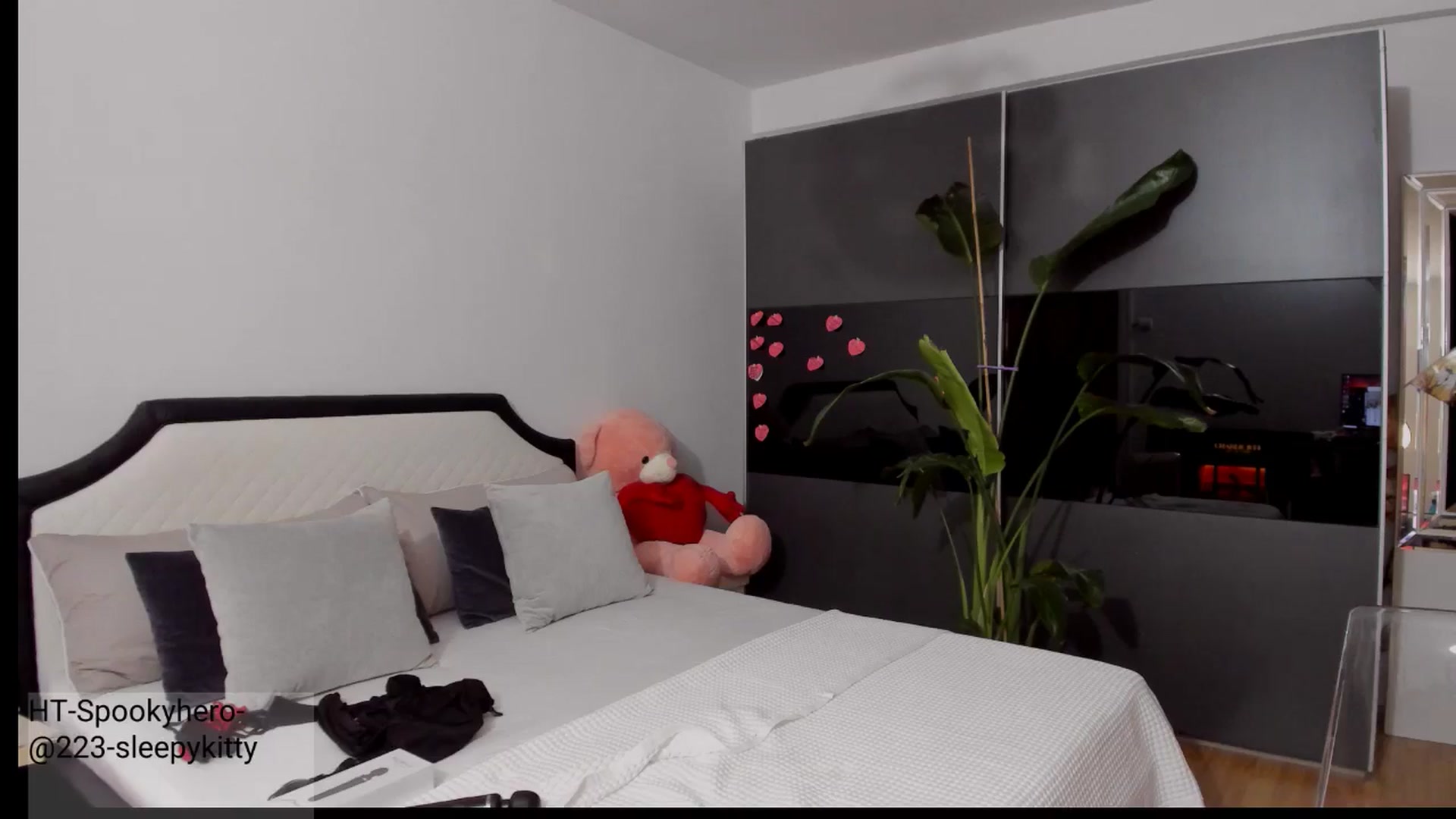 Gallery image thumbnail from AngelBaby__'s myfreecams stream on, 10/26/2025, 23:08 image 15 of 20