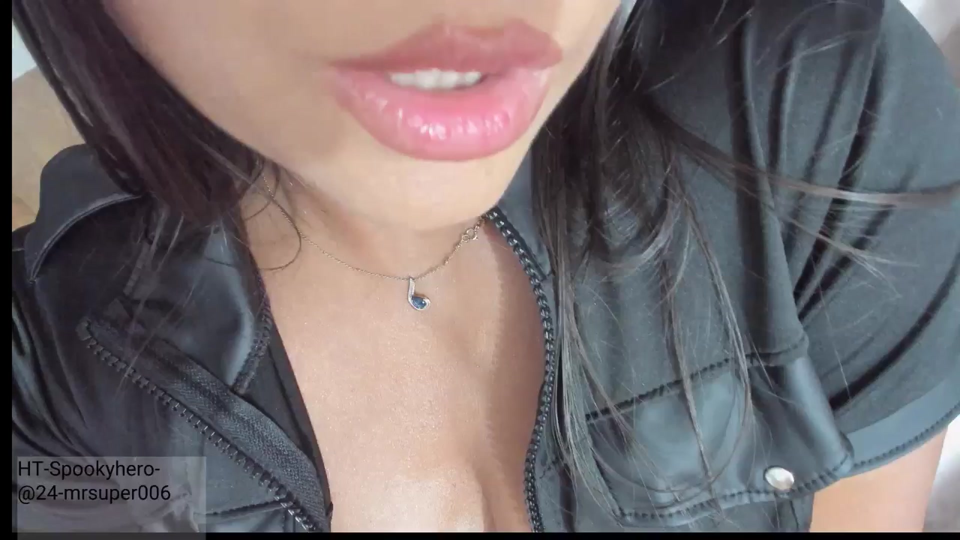 Gallery image thumbnail from AngelBaby__'s myfreecams stream on, 10/27/2025, 23:07 image 14 of 20