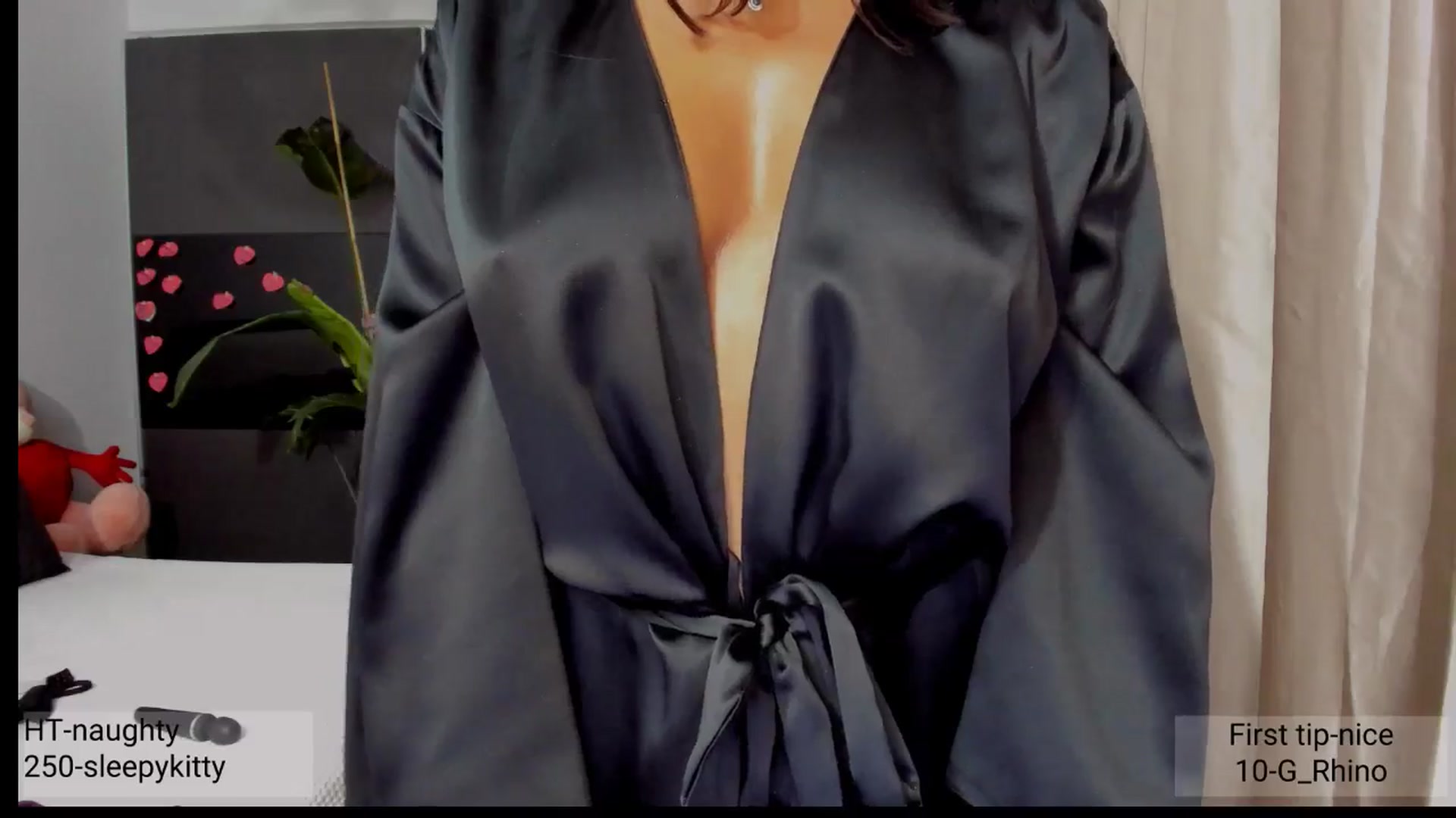 Gallery image thumbnail from AngelBaby__'s myfreecams stream on, 12/04/2025, 22:56 image 13 of 20