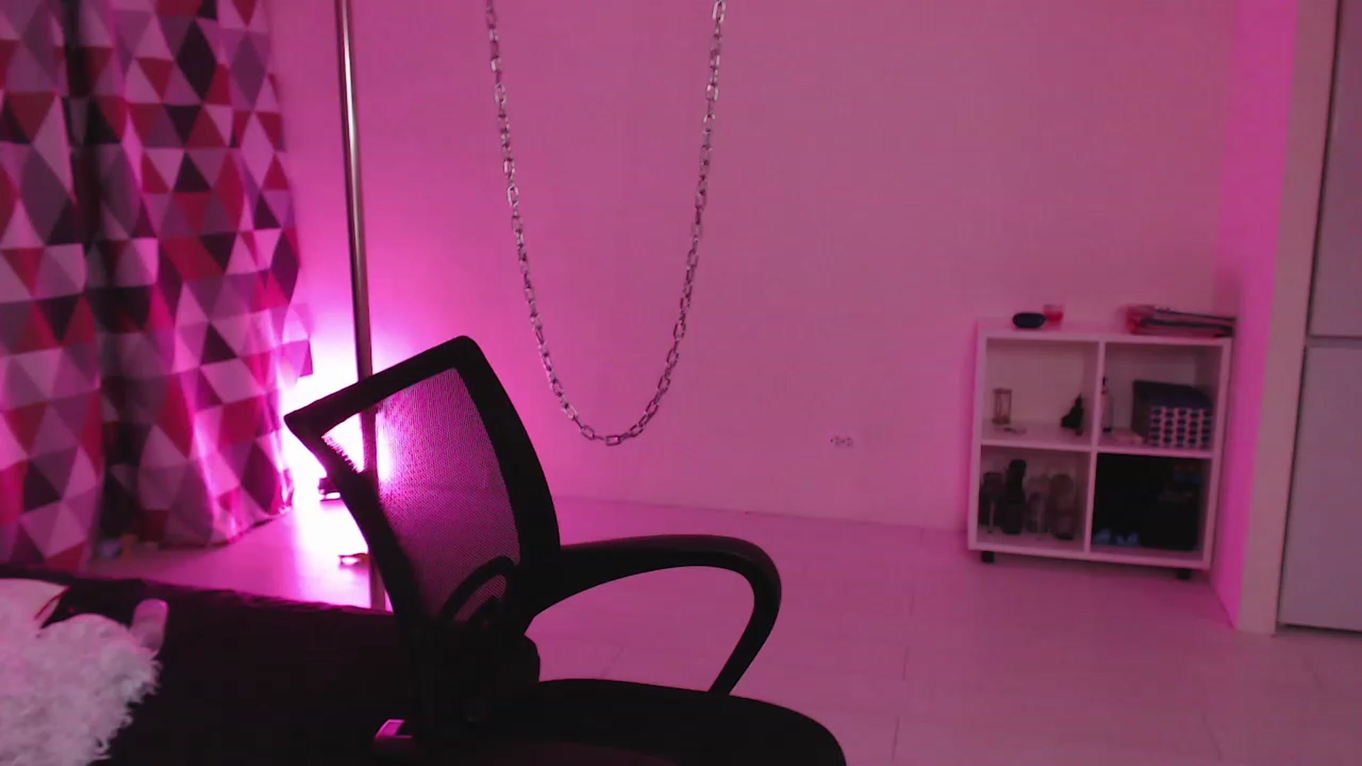 Gallery image thumbnail from AngelBelfire's myfreecams stream on, 11/16/2022, 07:53 image 19 of 20