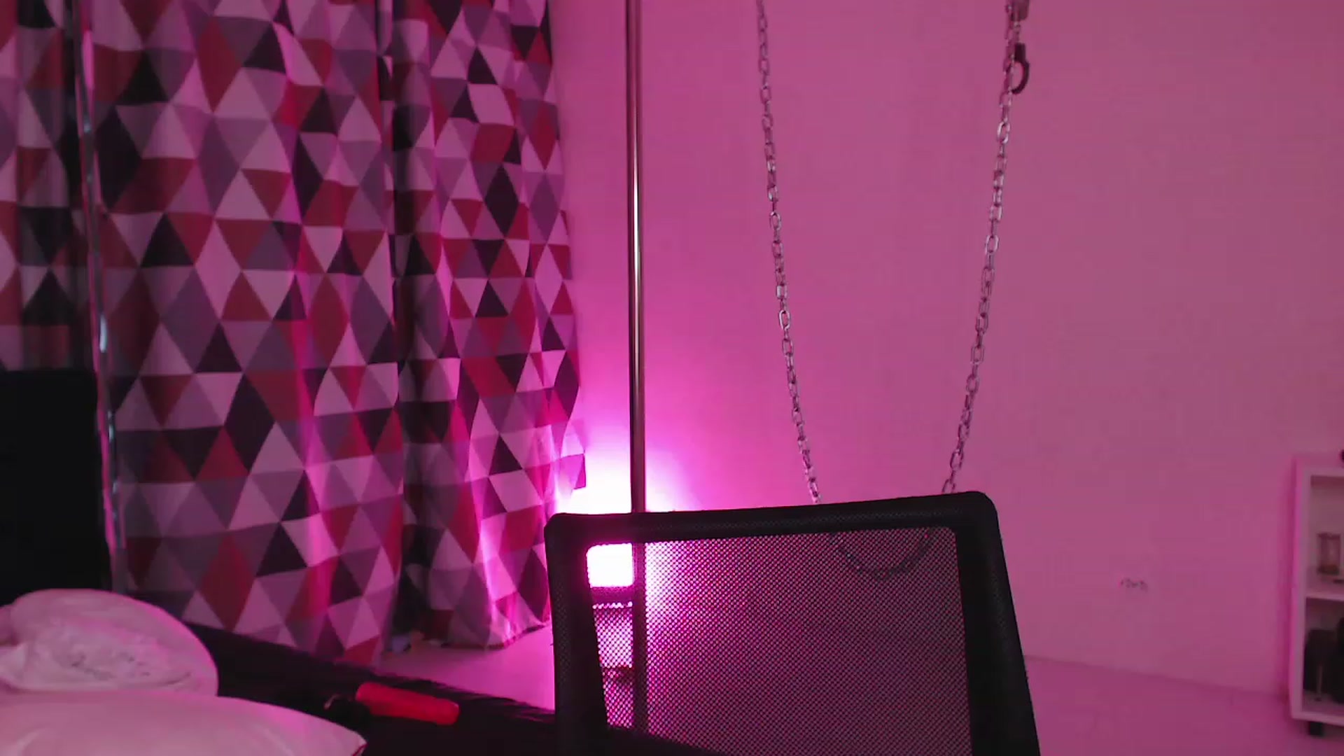 Gallery image thumbnail from AngelBelfire's myfreecams stream on, 11/16/2022, 07:53 image 14 of 20