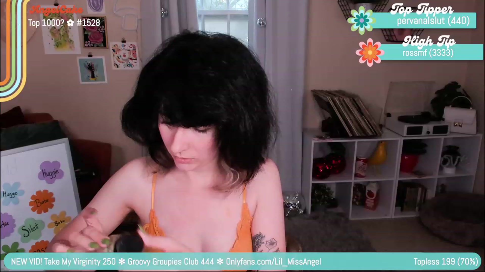 Gallery image thumbnail from AngelCake's myfreecams stream on, 04/30/2023, 23:34 image 3 of 20