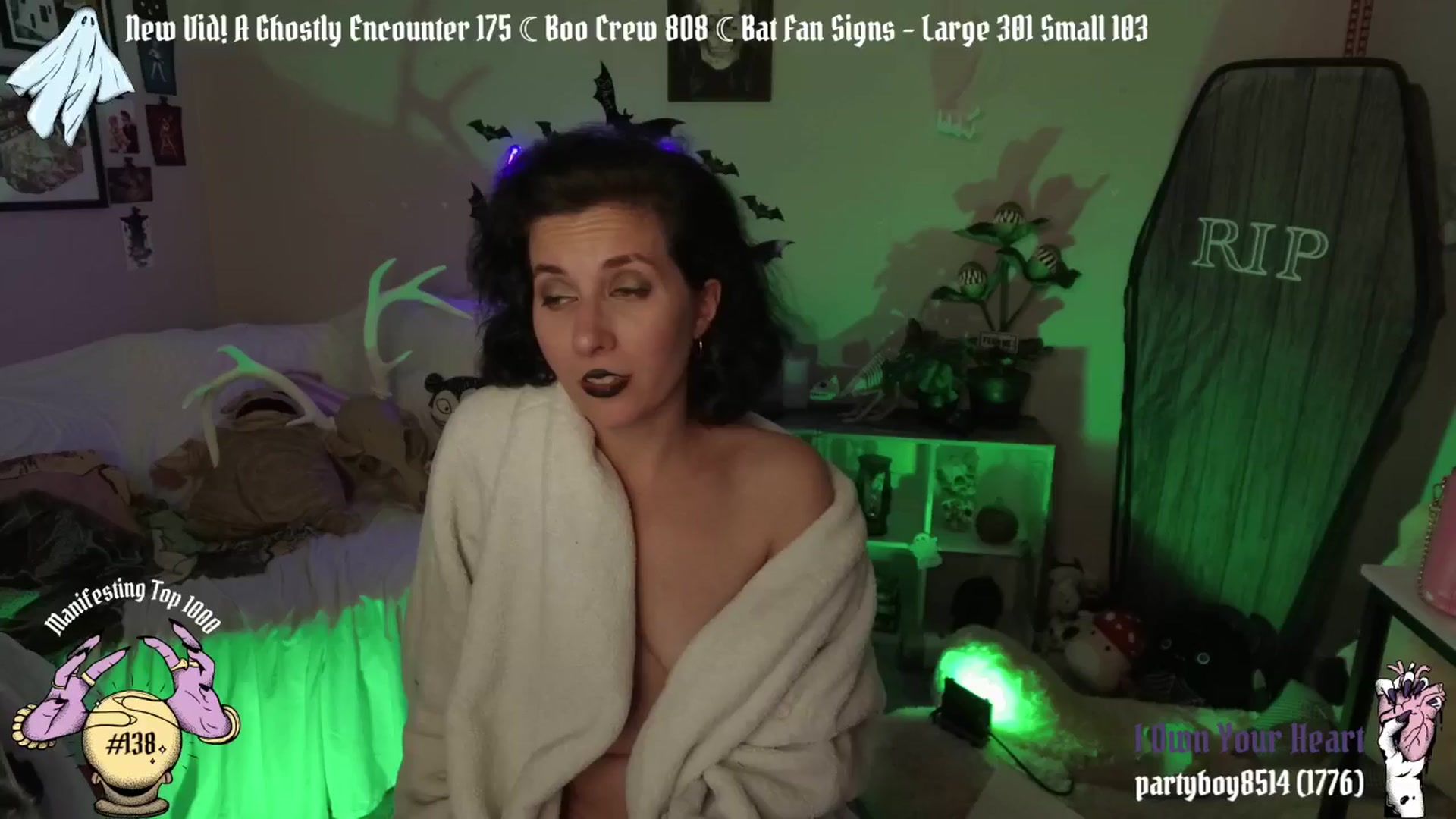 Gallery image thumbnail from AngelCake's myfreecams stream on, 10/14/2024, 12:28 image 18 of 20