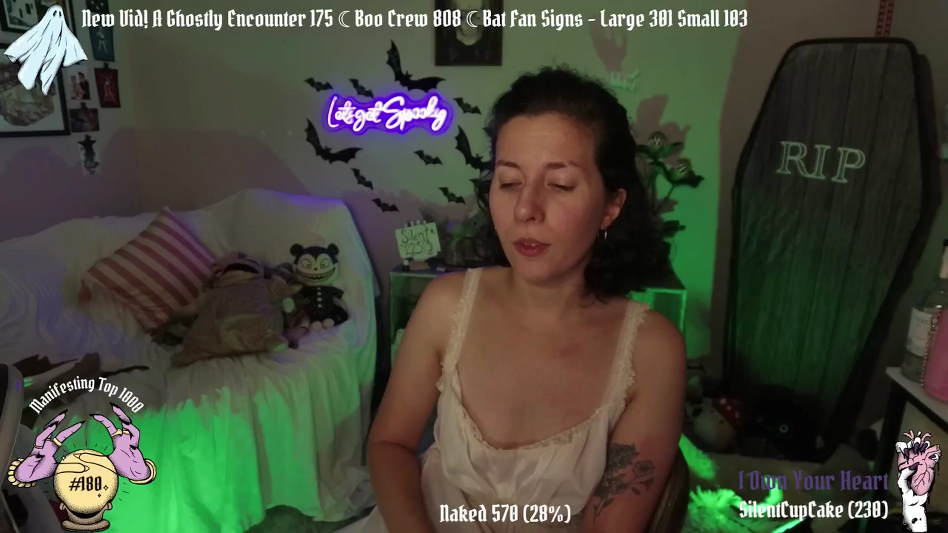 Gallery image thumbnail from AngelCake's myfreecams stream on, 10/17/2024, 05:33 image 18 of 20