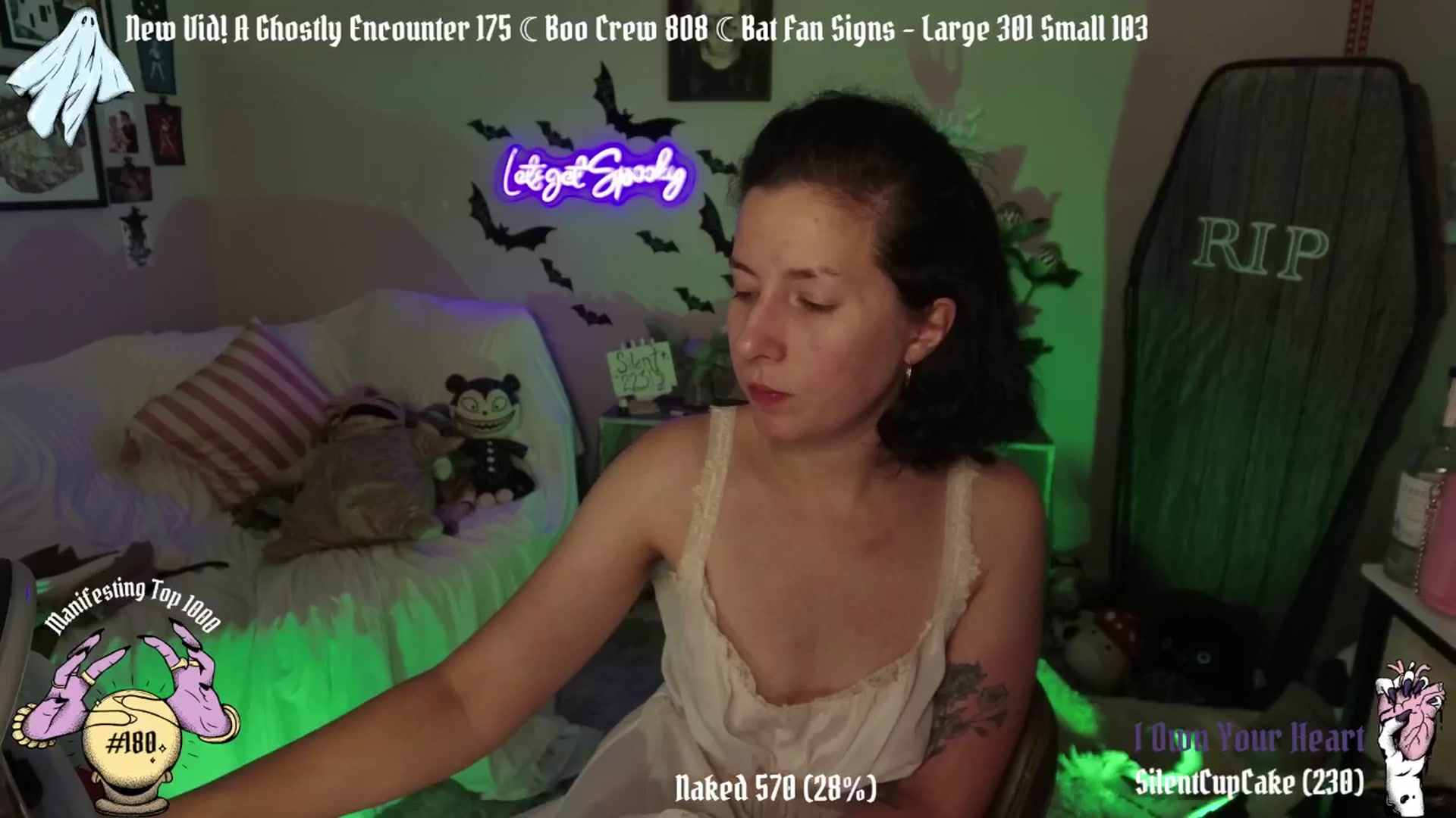 Gallery image thumbnail from AngelCake's myfreecams stream on, 10/17/2024, 05:33 image 17 of 20
