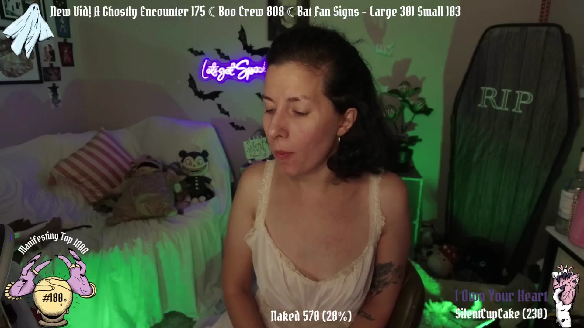 Gallery image thumbnail from AngelCake's myfreecams stream on, 10/17/2024, 05:33 image 9 of 20