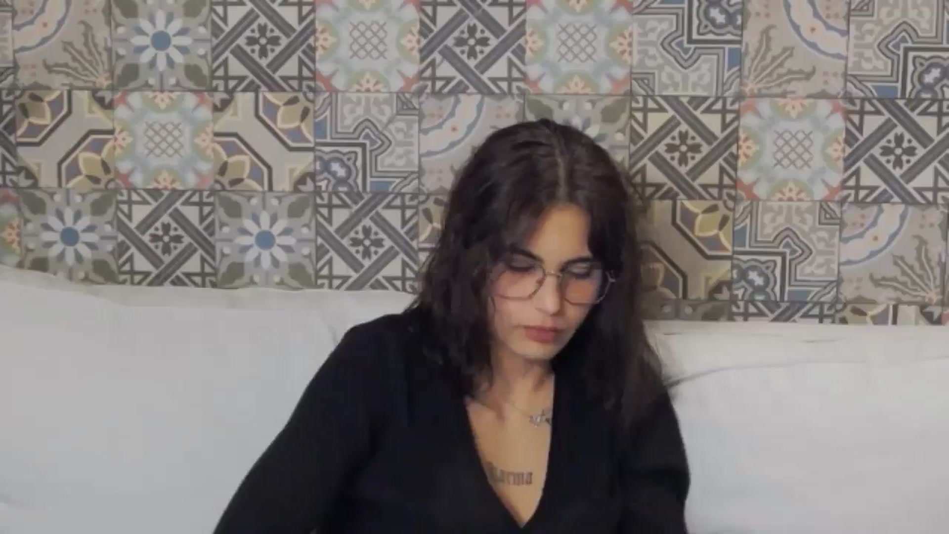 Gallery image thumbnail from AngelCharmy's myfreecams stream on, 10/30/2024, 16:55 image 16 of 20
