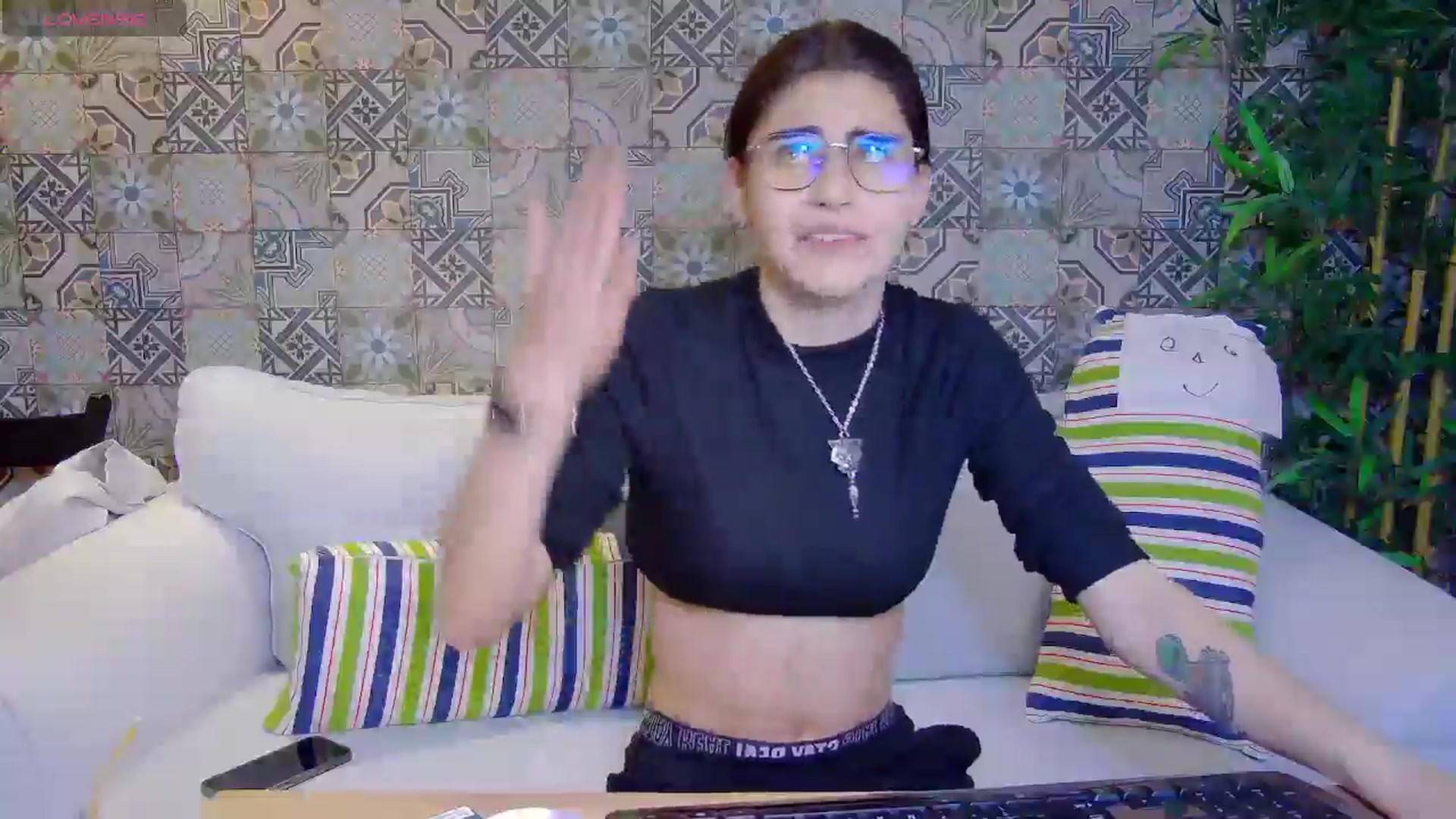Gallery image thumbnail from AngelCharmy's myfreecams stream on, 01/04/2025, 15:45 image 8 of 20