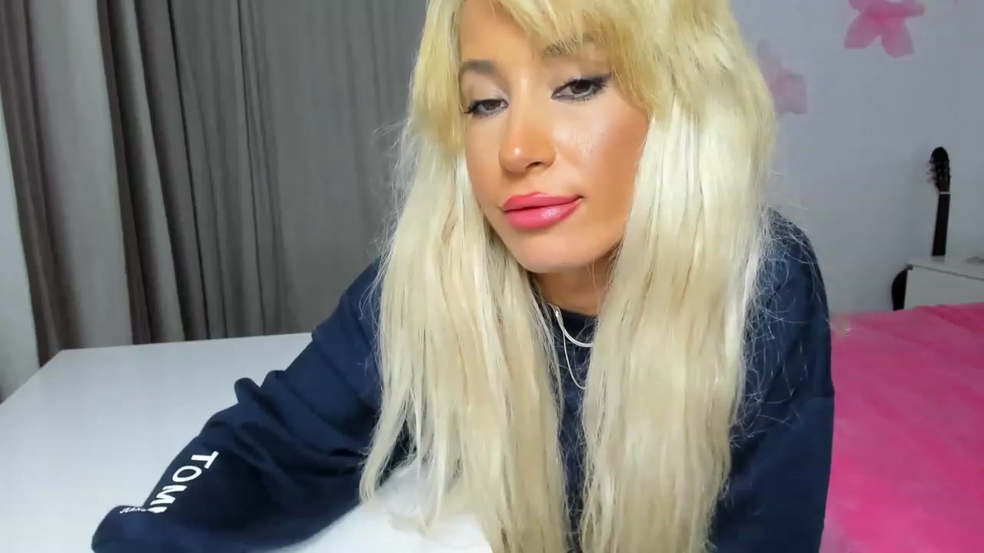 Gallery image thumbnail from AngelEnergyC's myfreecams stream on, 11/16/2022, 11:41 image 3 of 20