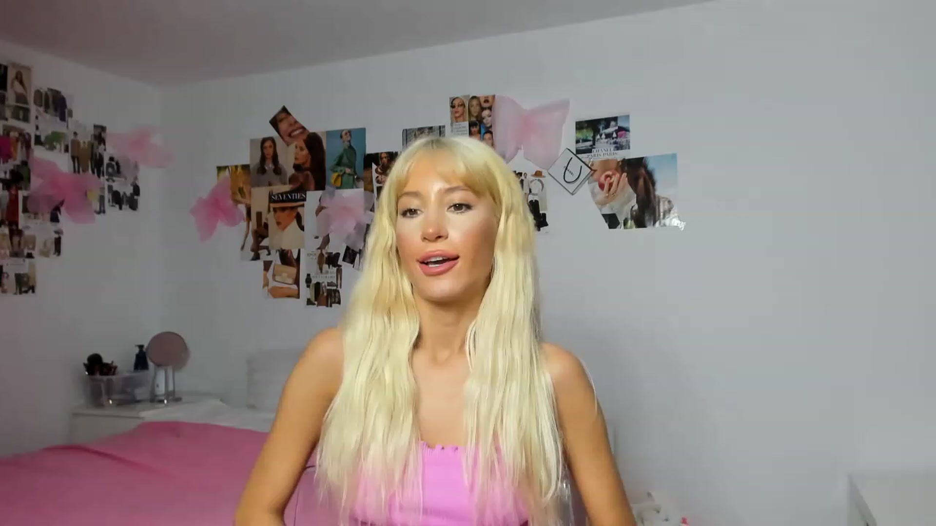 Gallery image thumbnail from AngelEnergyC's myfreecams stream on, 11/21/2022, 06:38 image 13 of 20