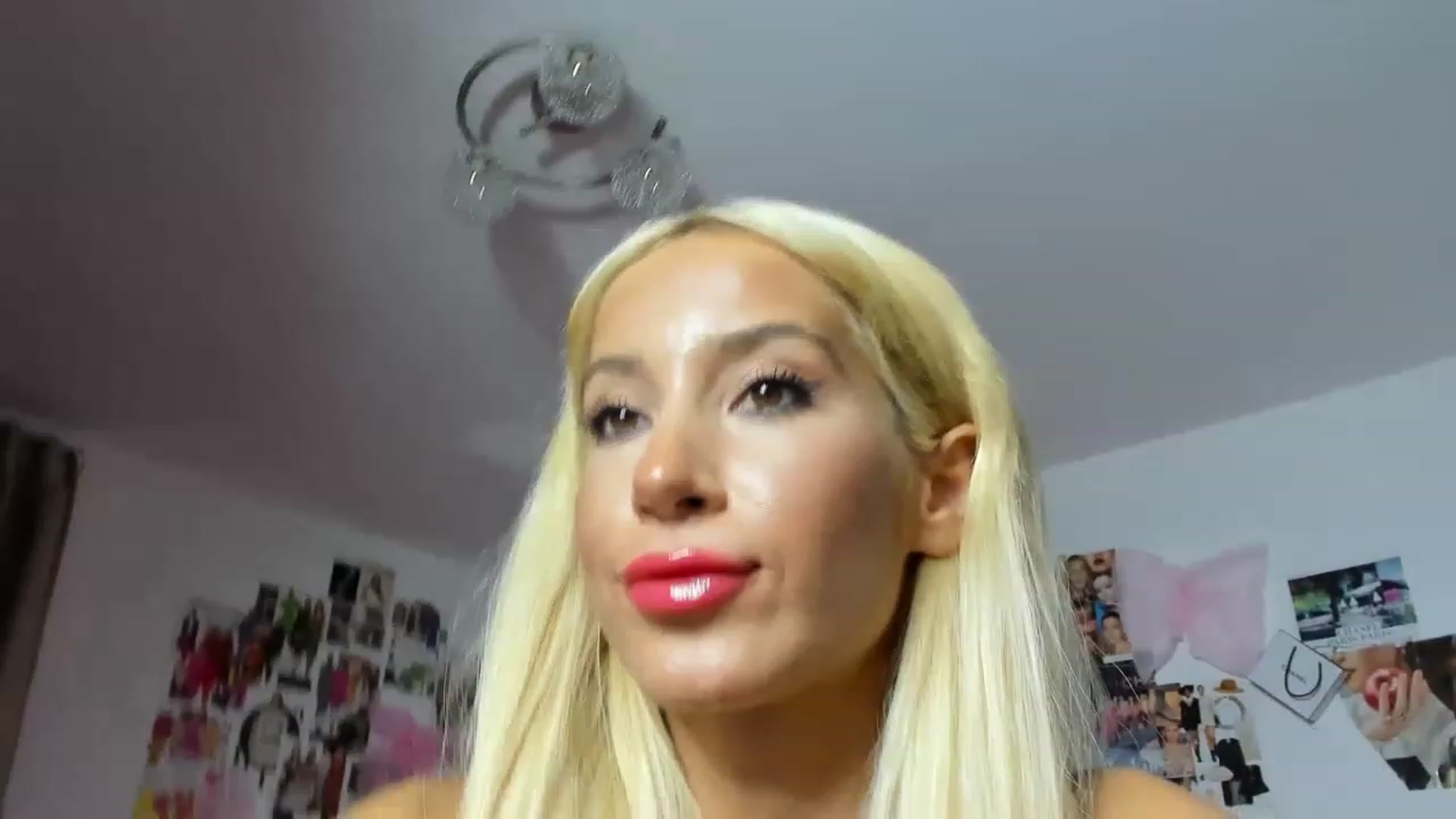 Gallery image thumbnail from AngelEnergyC's myfreecams stream on, 11/23/2022, 19:13 image 7 of 20