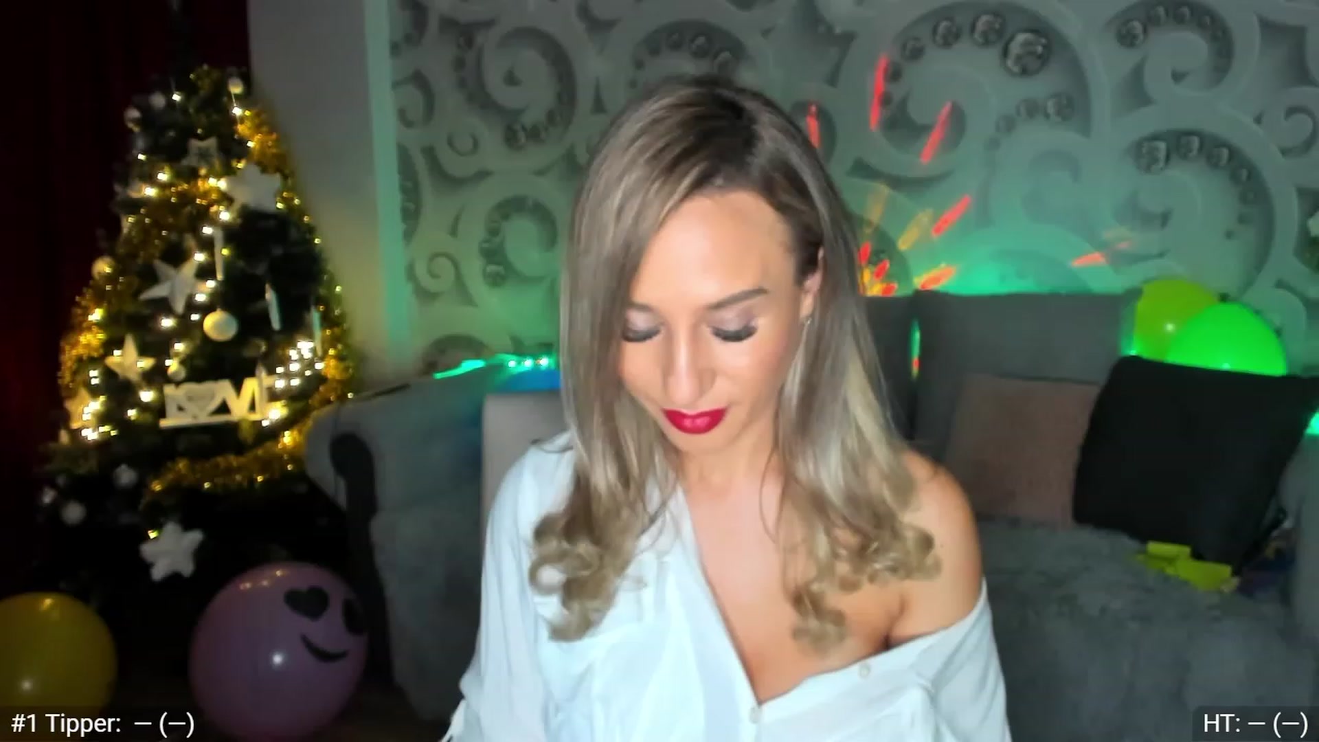 Gallery image thumbnail from AngelForDemon's myfreecams stream on, 12/05/2022, 17:24 image 1 of 20