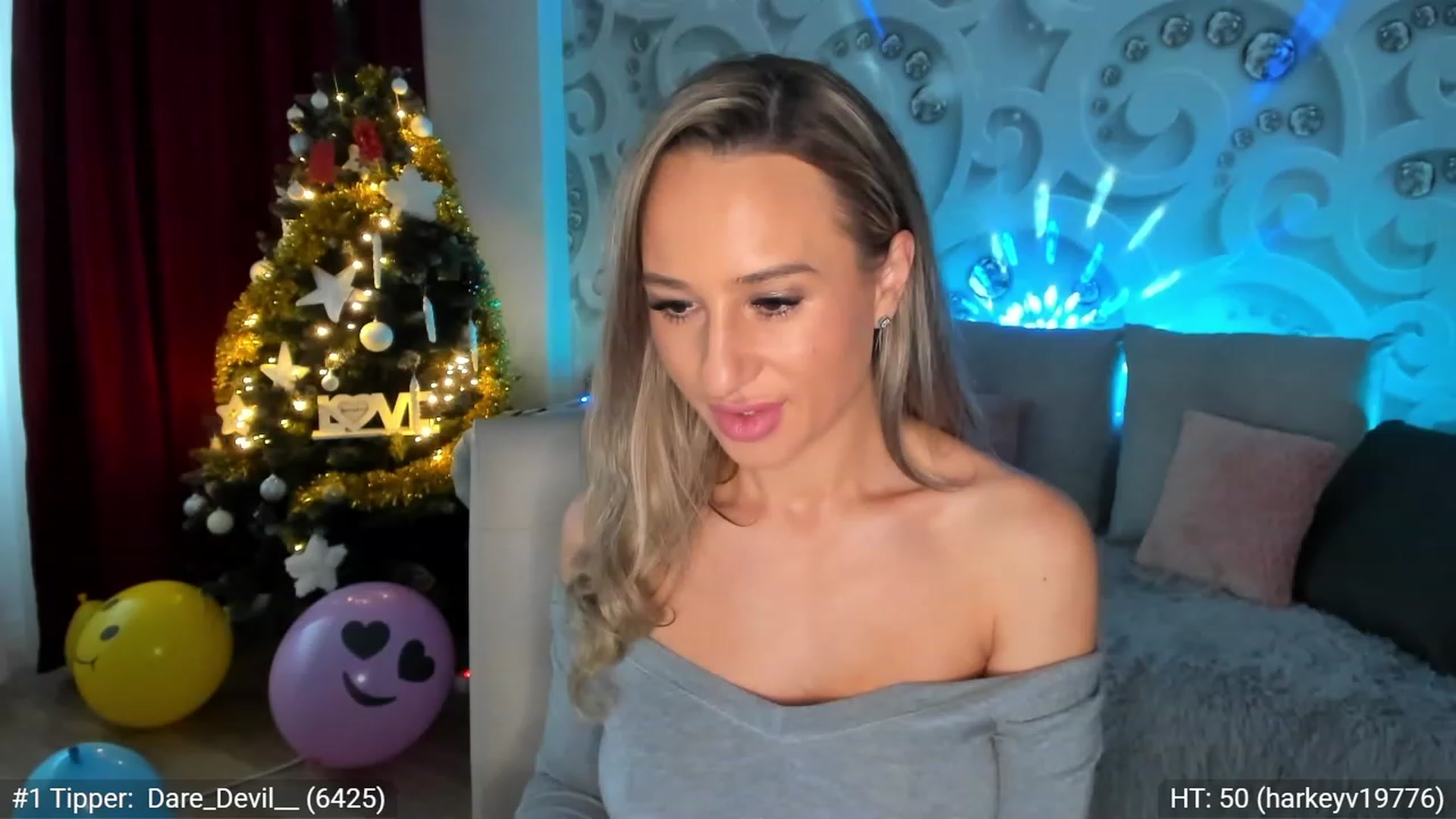 Gallery image thumbnail from AngelForDemon's myfreecams stream on, 12/07/2022, 14:53 image 11 of 20