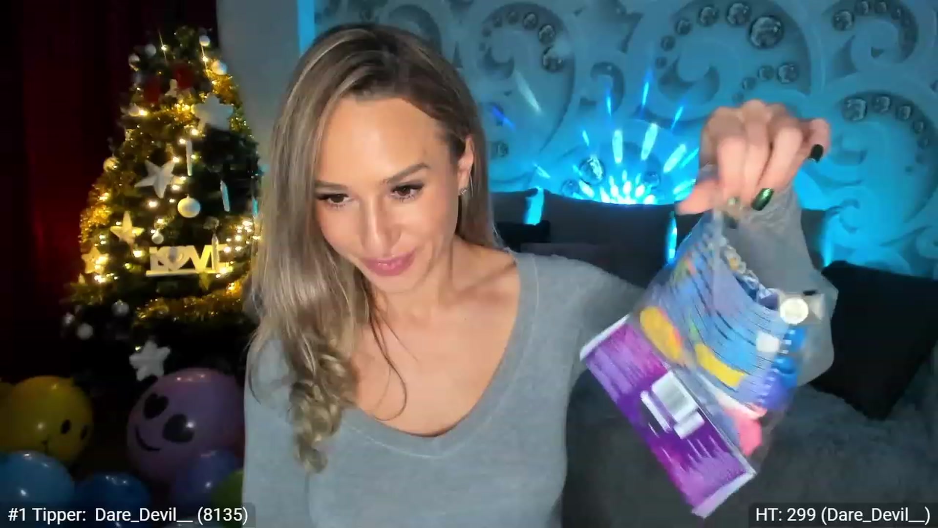 Gallery image thumbnail from AngelForDemon's myfreecams stream on, 12/07/2022, 18:13 image 6 of 20