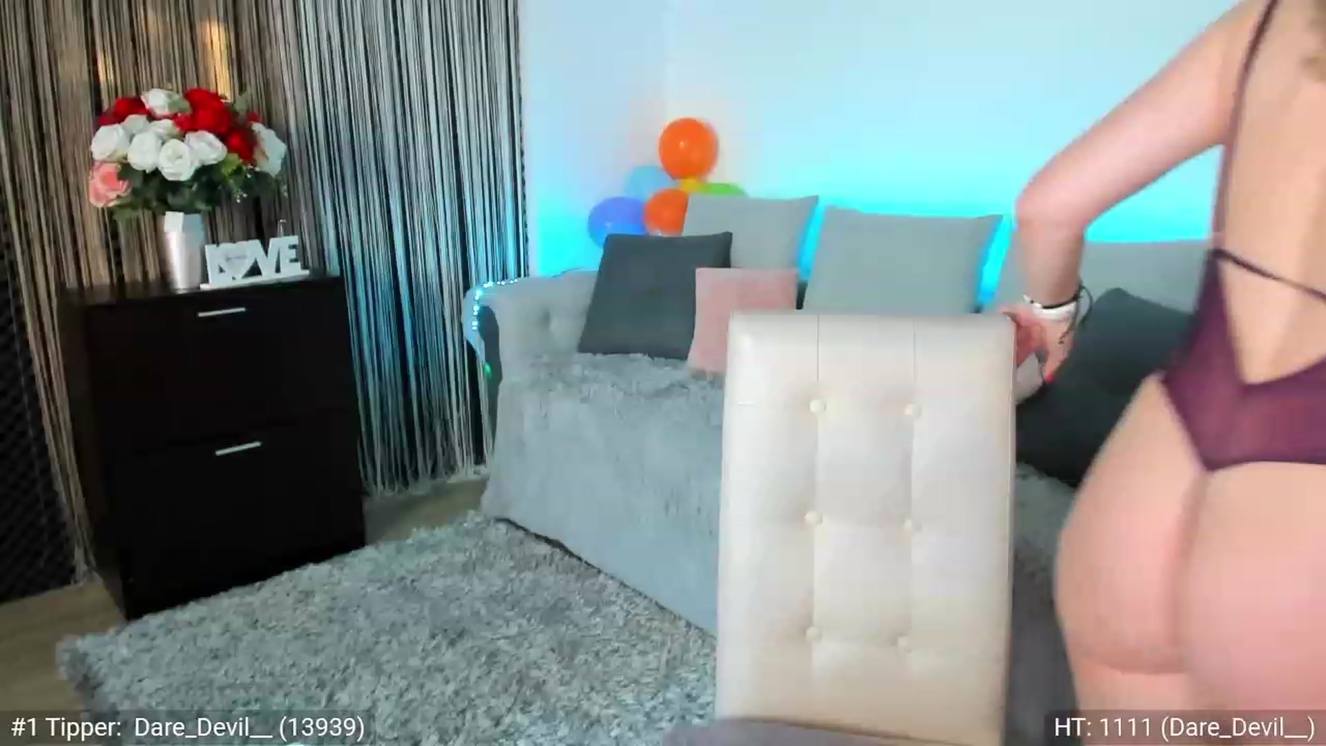 Gallery image thumbnail from AngelForDemon's myfreecams stream on, 05/22/2023, 17:27 image 5 of 20