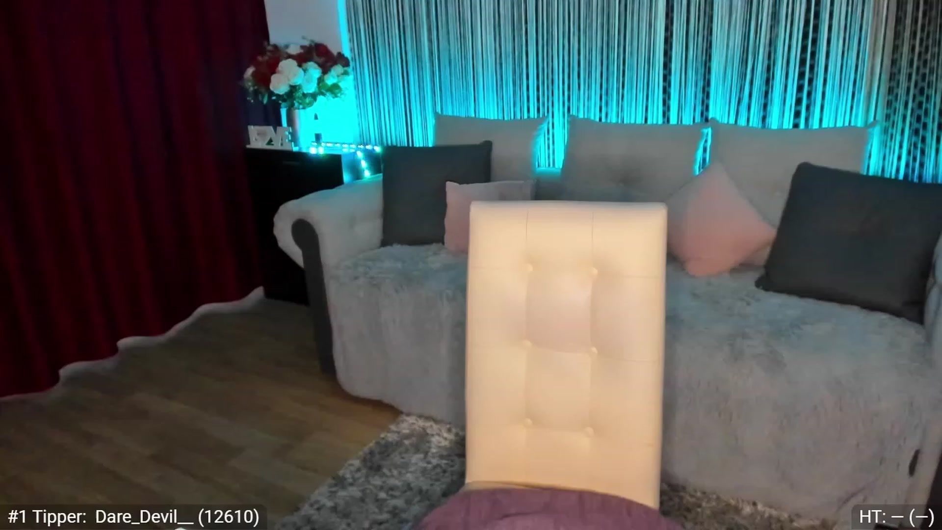 Gallery image thumbnail from AngelForDemon's myfreecams stream on, 10/19/2023, 16:17 image 2 of 20
