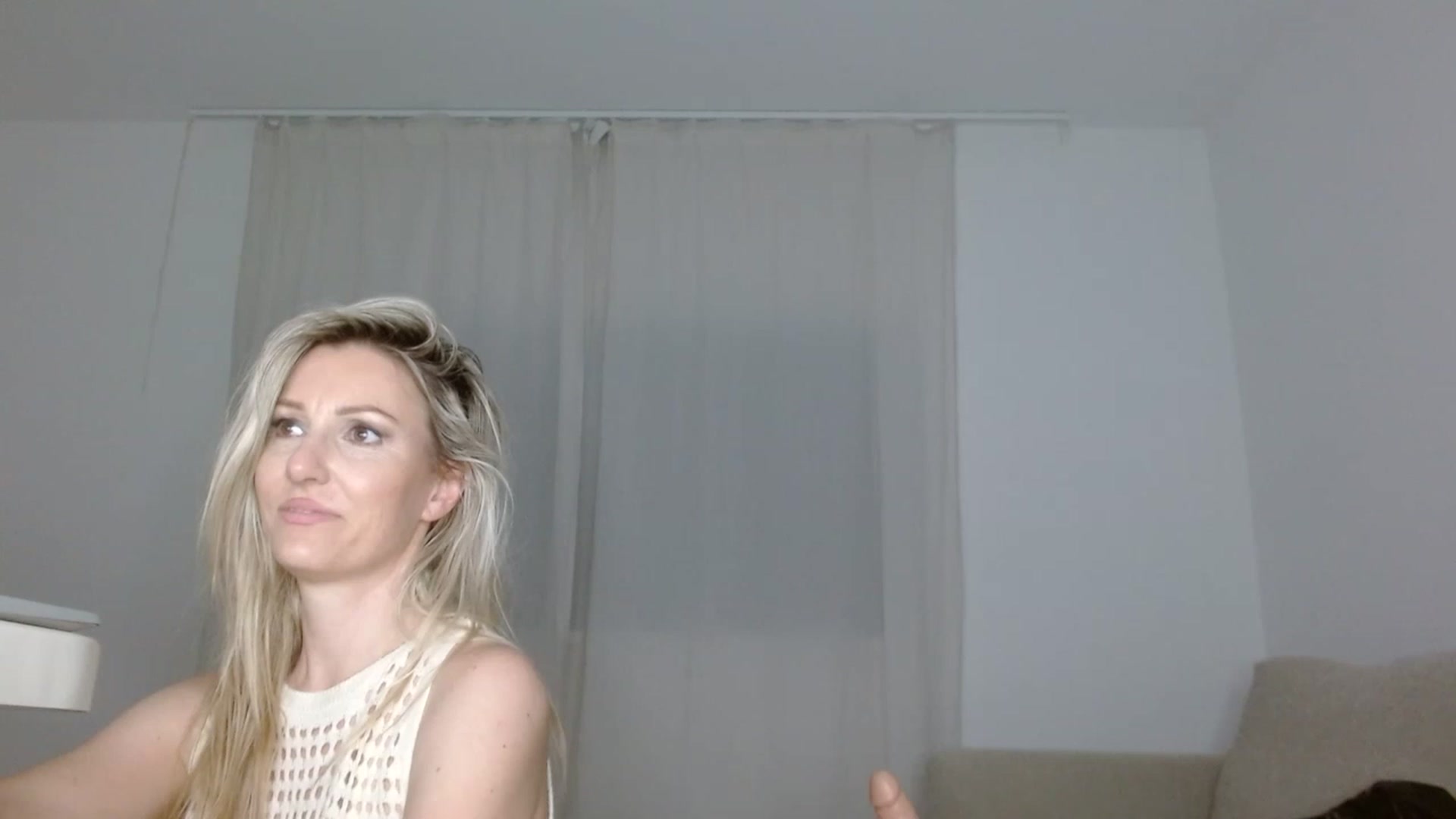 Gallery image thumbnail from AngelHooter's myfreecams stream on, 06/05/2023, 01:34 image 3 of 20